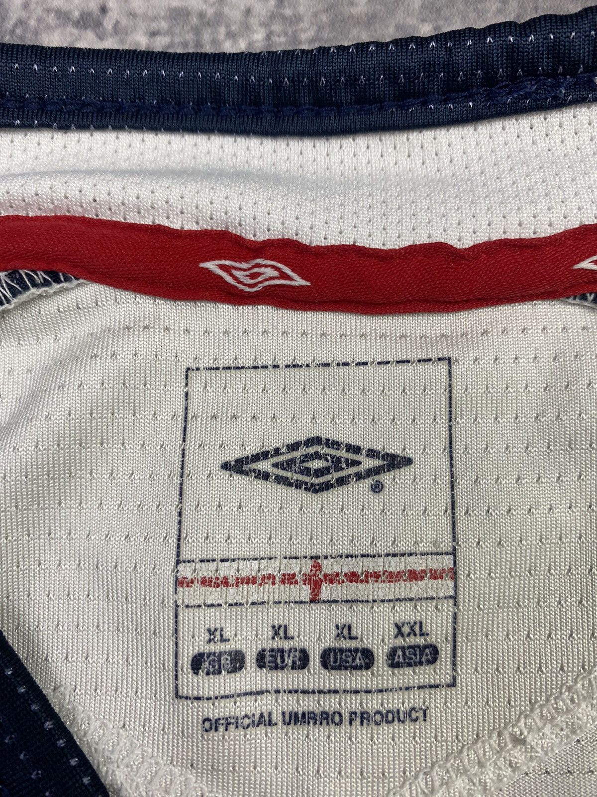 Umbro × Vintage Vintage Umbro Training Football Soccer Jersey Size US XL / EU 56 / 4 - 13 Thumbnail