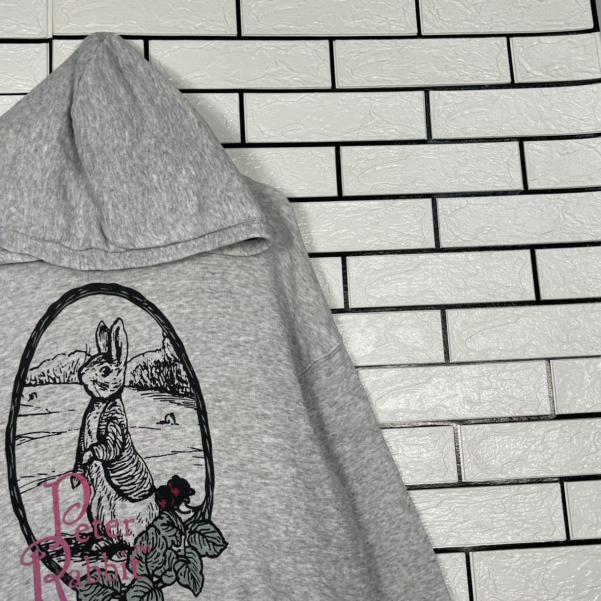 Uniqlo Uniqlo Petter Rabbit Pullover Hoodie Size US L / EU 52-54 / 3 - 5 Thumbnail