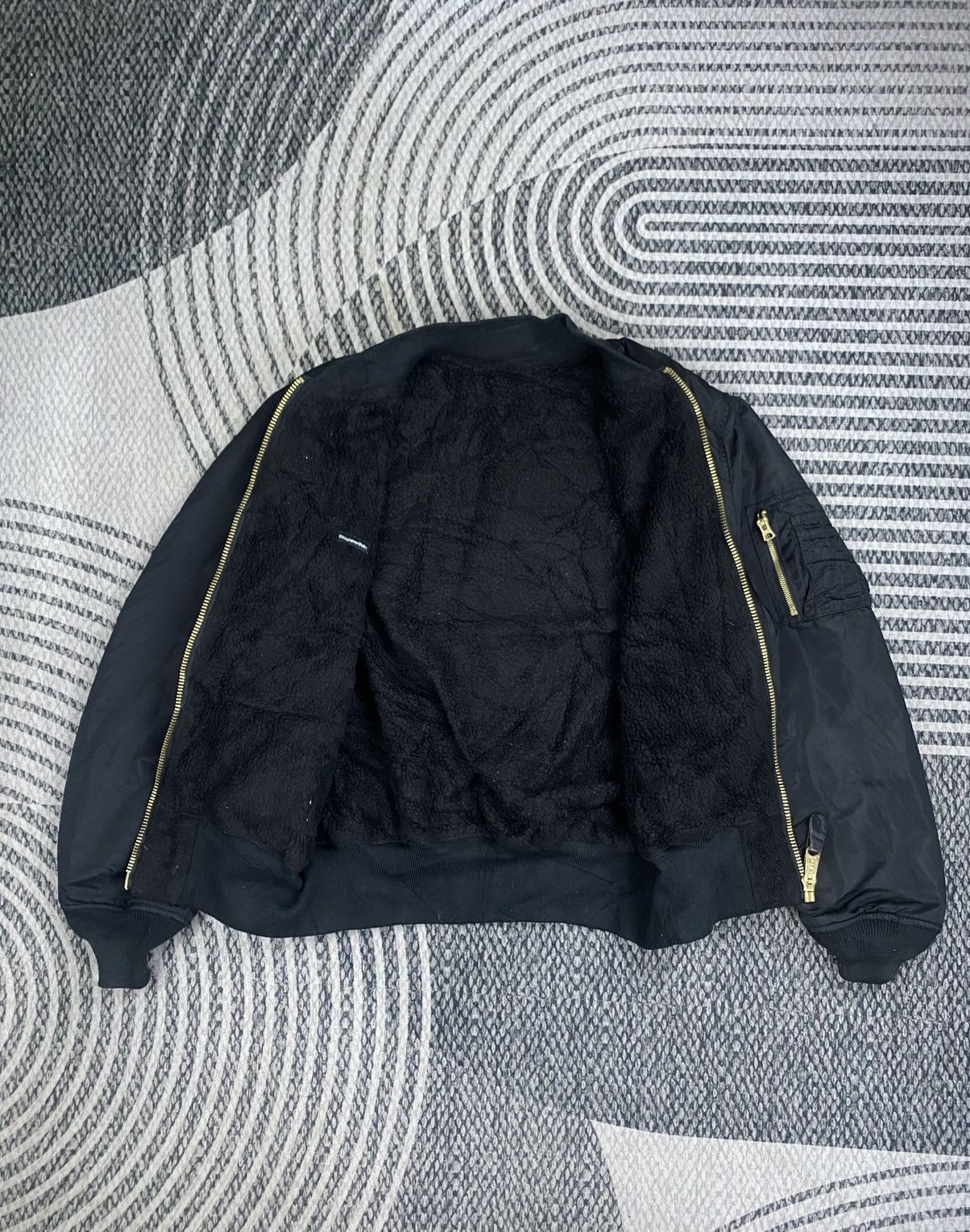 Alpha Industries Alpha Industries X Thisisneverthat Reversible MA-1Jacket Size US L / EU 52-54 / 3 - 9 Thumbnail