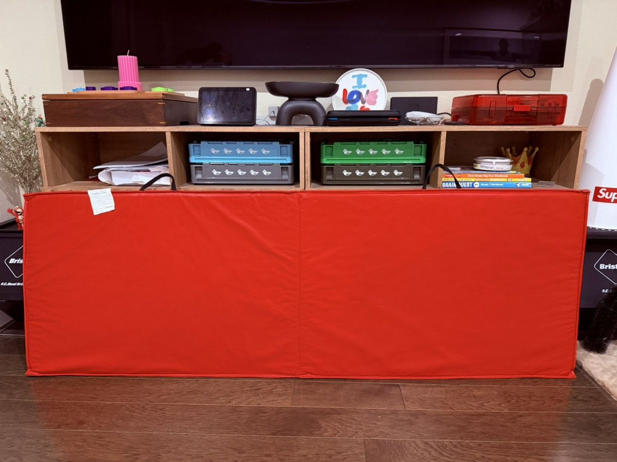 Everlast × Supreme Supreme Everlast Folding Exercise Mat Red FW17 *PICK UP ONLY Size ONE SIZE - 2 Thumbnail