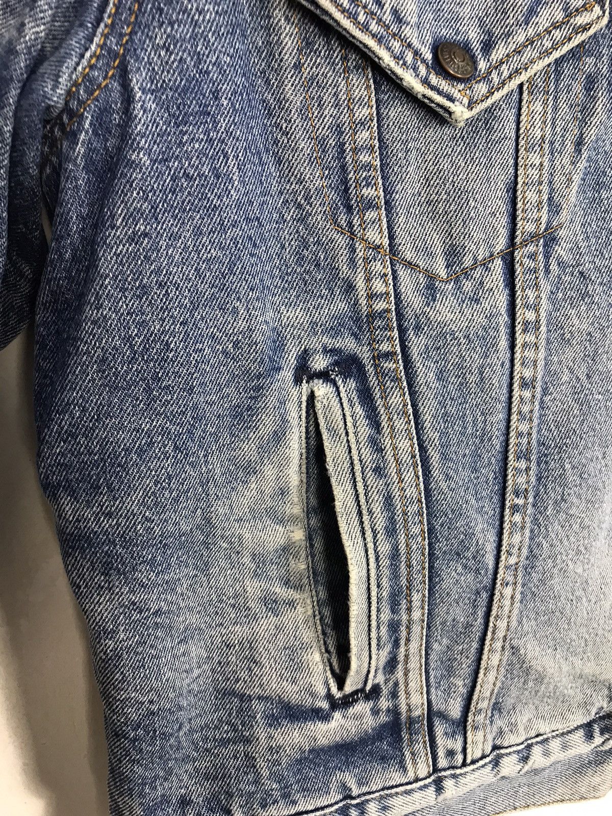 Levi's × Vintage Vintage Levi’s Jacket Sherpa Distressed Snap Button Size US L / EU 52-54 / 3 - 8 Thumbnail