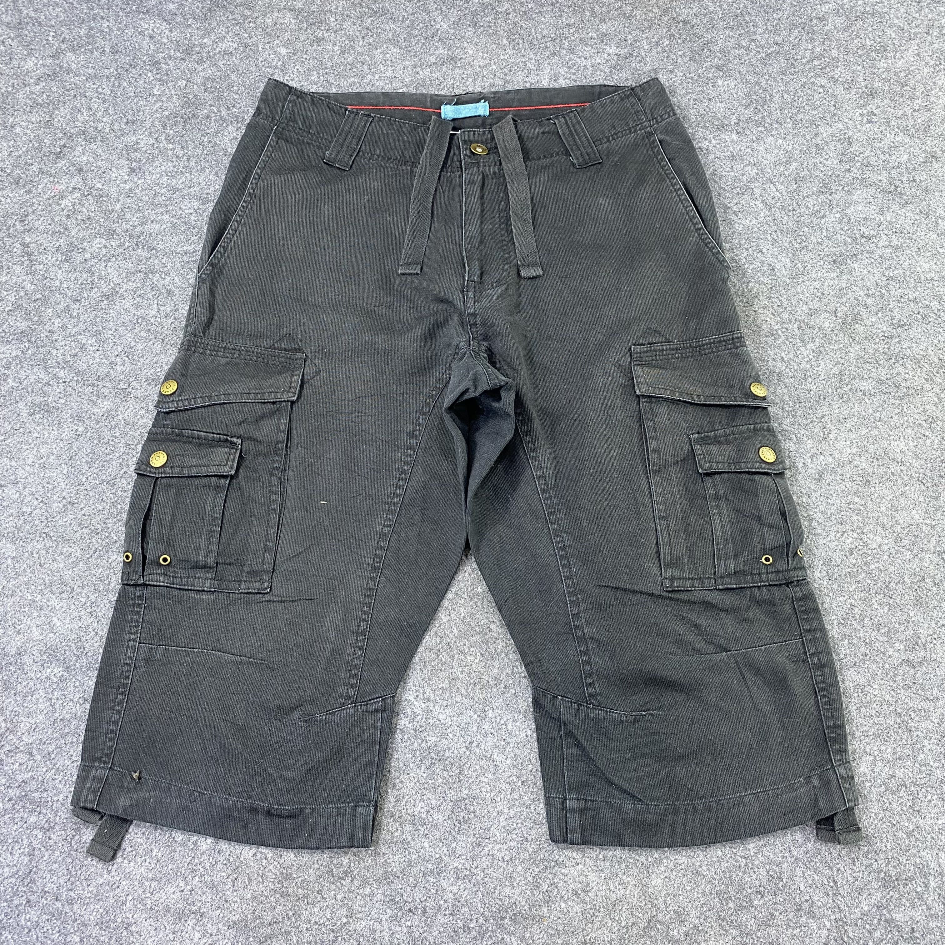 Japanese Brand Japanese Brand Vache Black cargo short-C044 Size US 30 / EU 46 - 1 Thumbnail