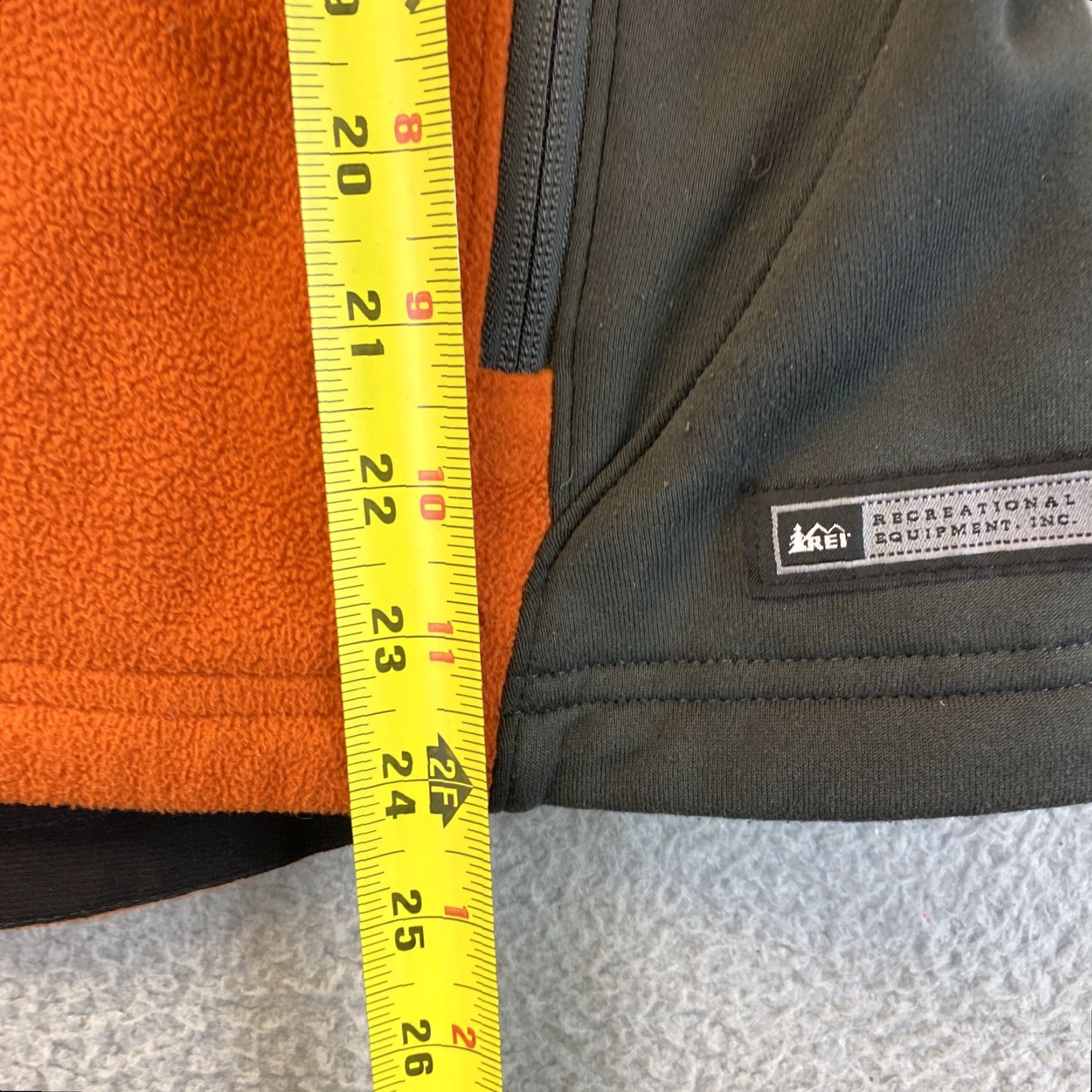 Vintage REI Full Zip Fleece Jacket Women's Medium Orange Pockets Zipper Logo Black / 72-28 Size M / US 6-8 / IT 42-44 - 6 Thumbnail