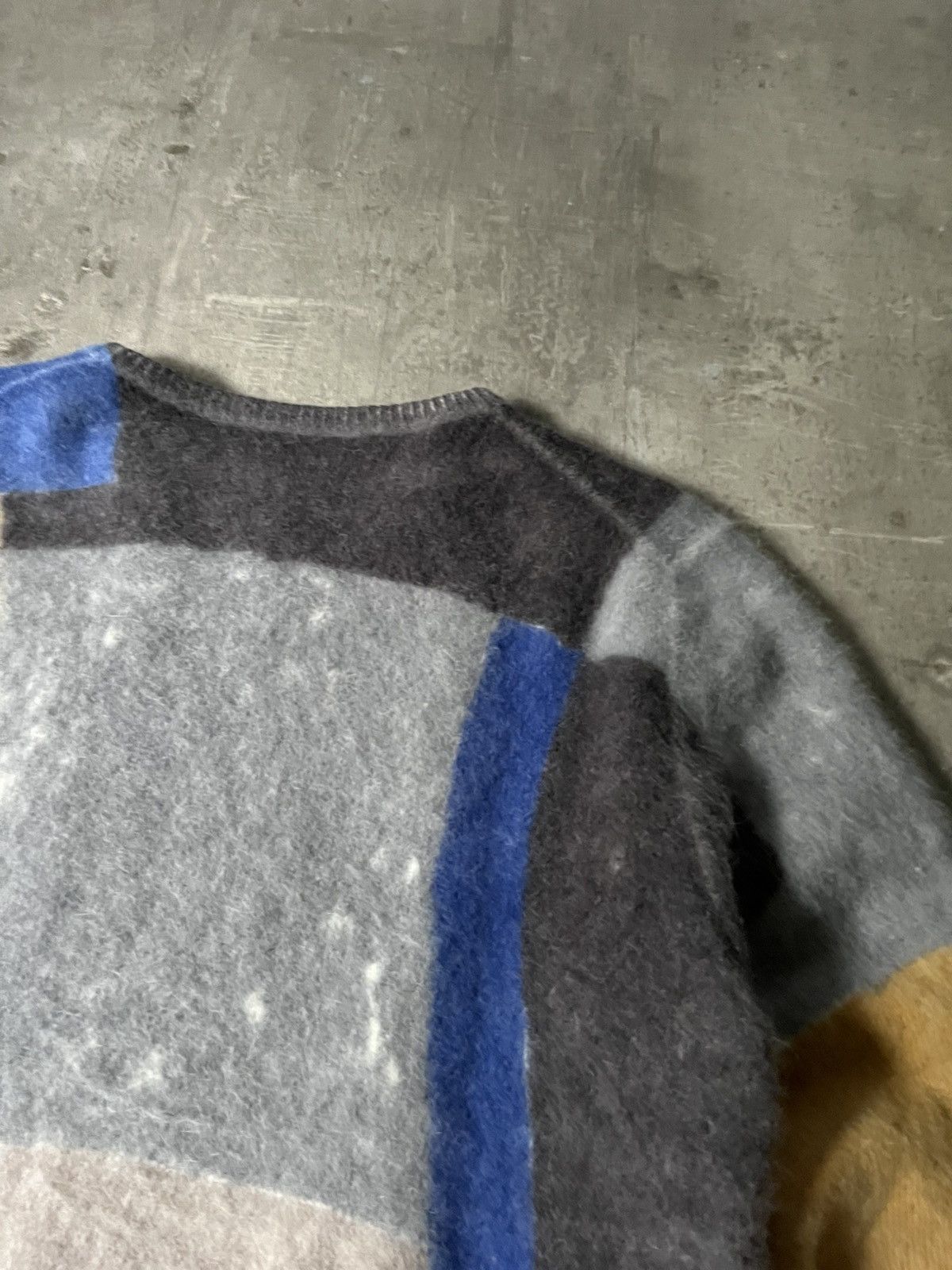 Prada Prada F/W 17 glass of wine and book angora fuzzy sweater Size US M / EU 48-50 / 2 - 12 Thumbnail