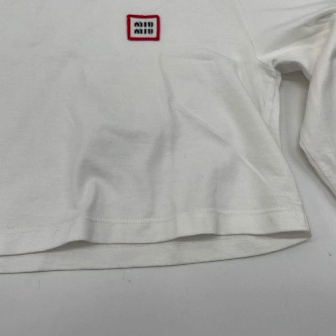Miu Miu Miu Miu White Long Sleeve Crop Top Size XS / US 0-2 / IT 36-38 - 5 Thumbnail
