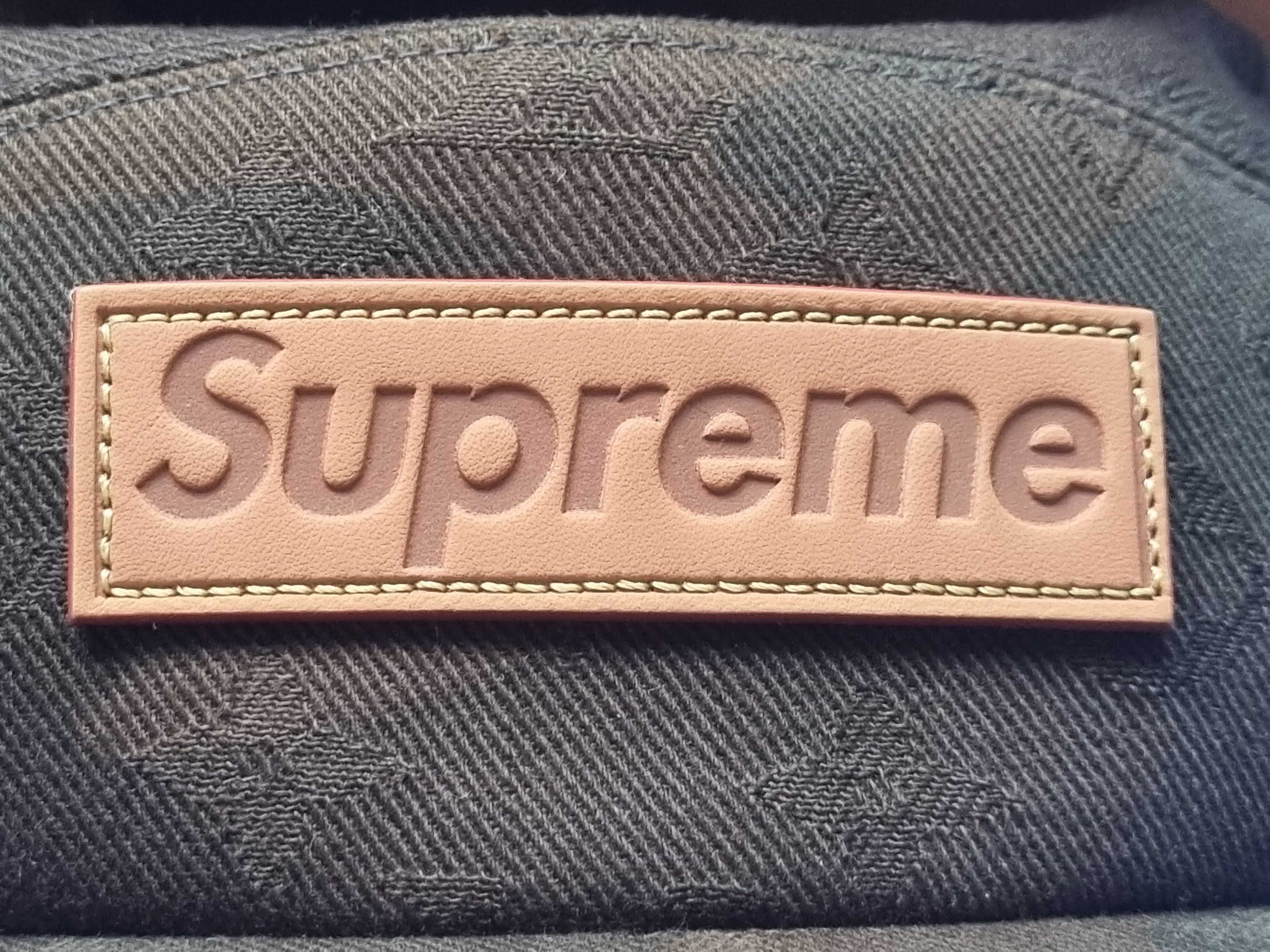 Louis Vuitton × Supreme Louis Vuitton Supreme Camouflage Monogram Camp Cap Size ONE SIZE - 22 Thumbnail