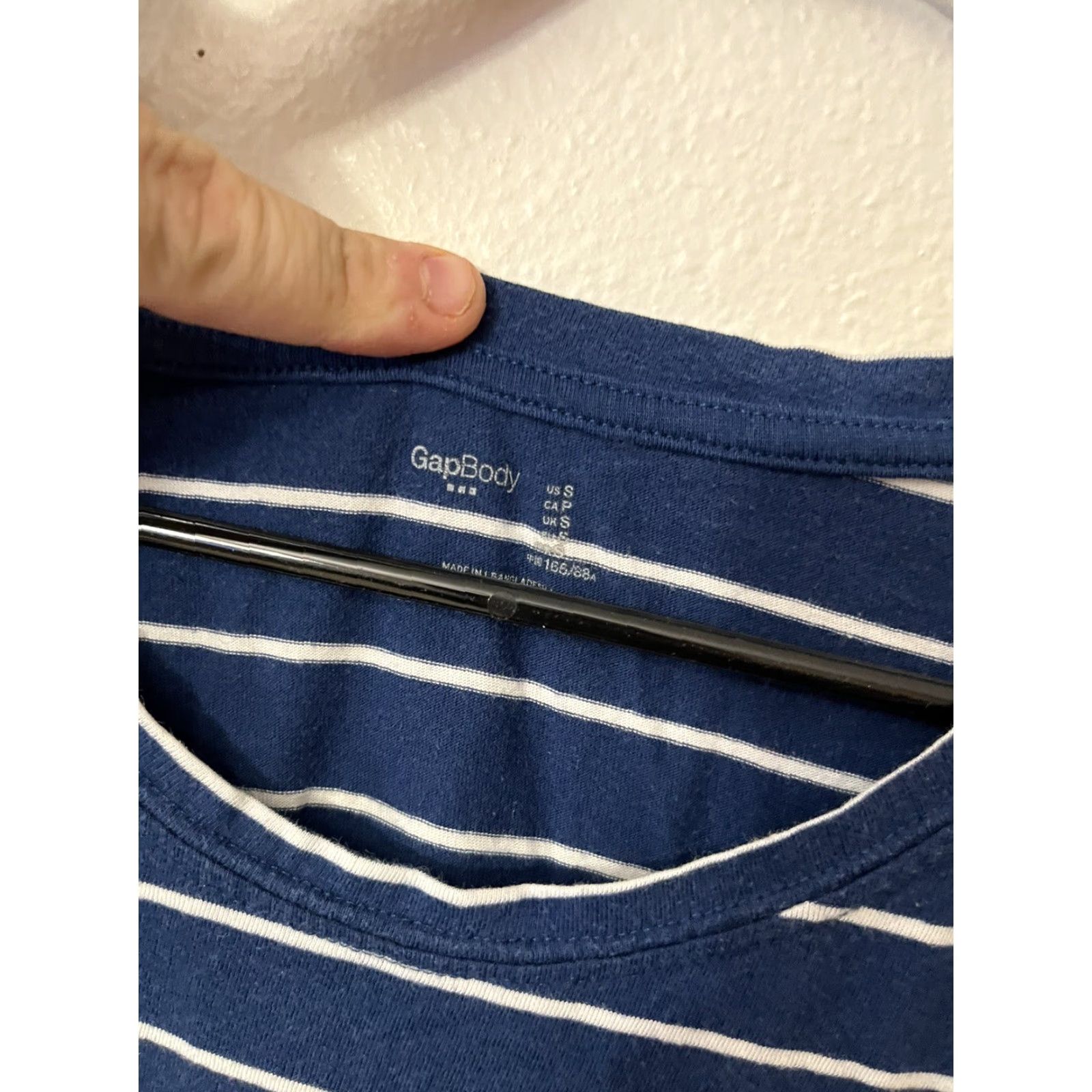 Gap Gap Body Tunic Women’s Small Blue/ white striped lightweight stretchy blue/white striped Tunic Womens Small Blue White striped lightweight stretchy Size S / US 4 / IT 40 - 3 Thumbnail