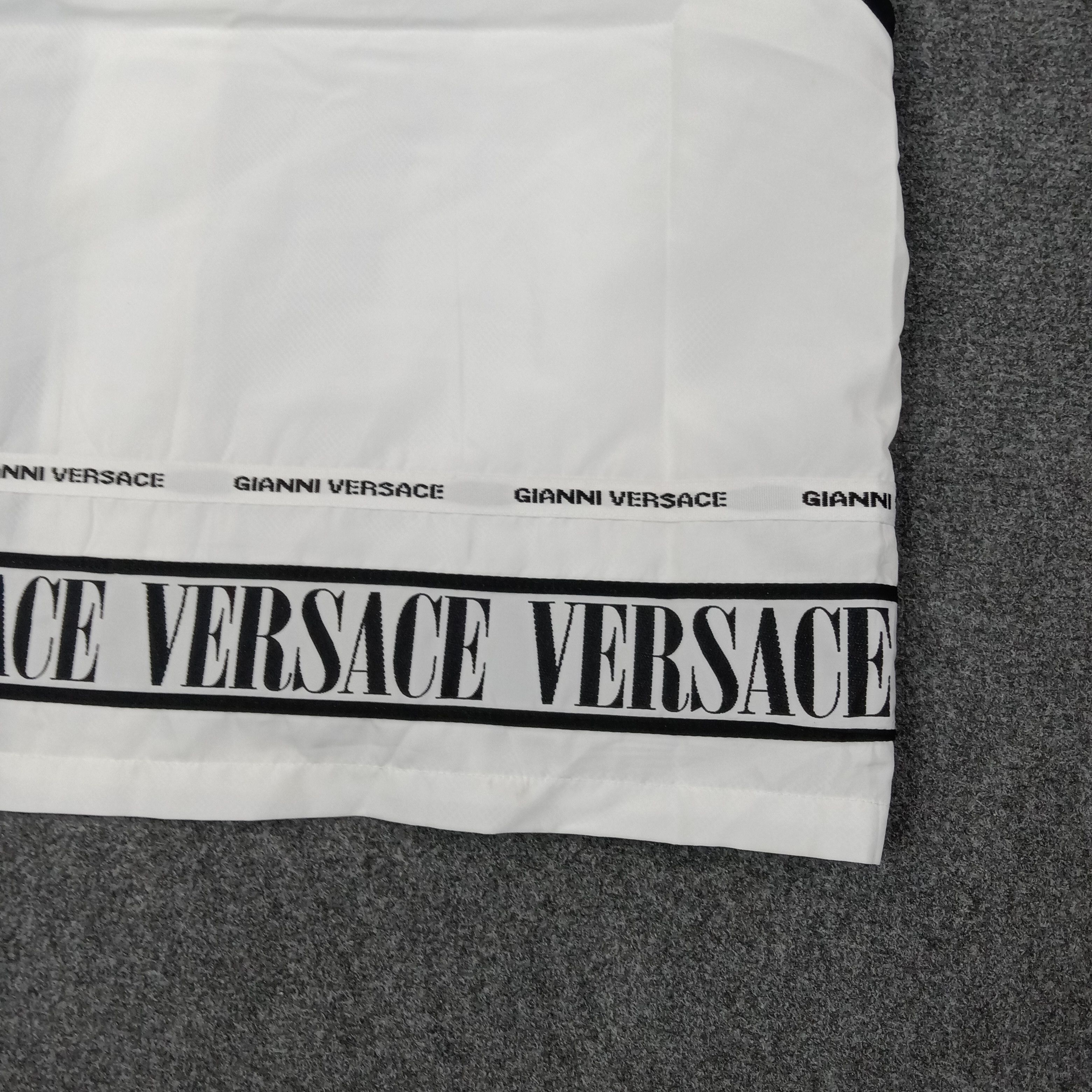 Versace GIANNI VERSACE JEANS COUTURE Designer Brand Vest Size US XL / EU 56 / 4 - 6 Thumbnail