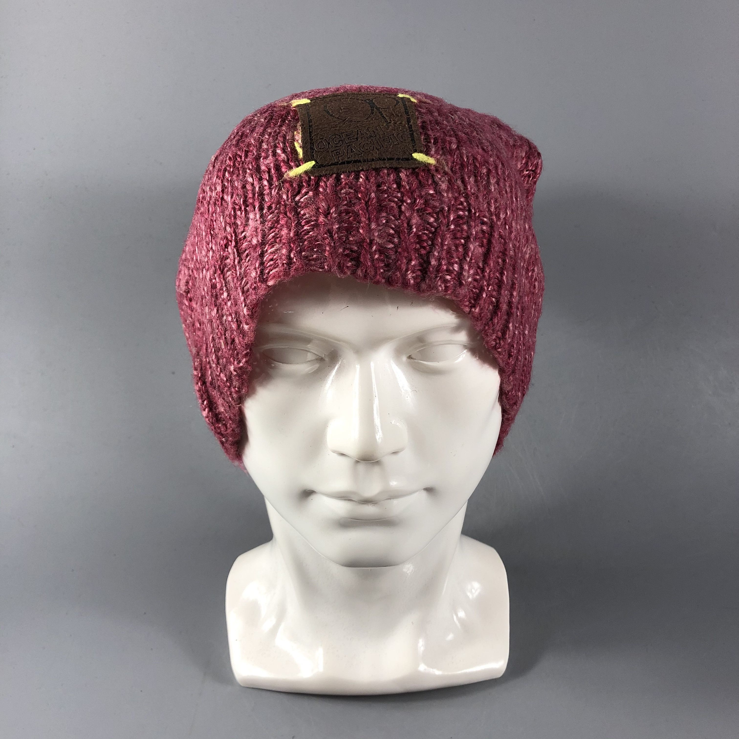 Ocean Pacific Ocean Pacific Bobble Beanie Snowcap Snow Hat B654 Size ONE SIZE - 2 Thumbnail
