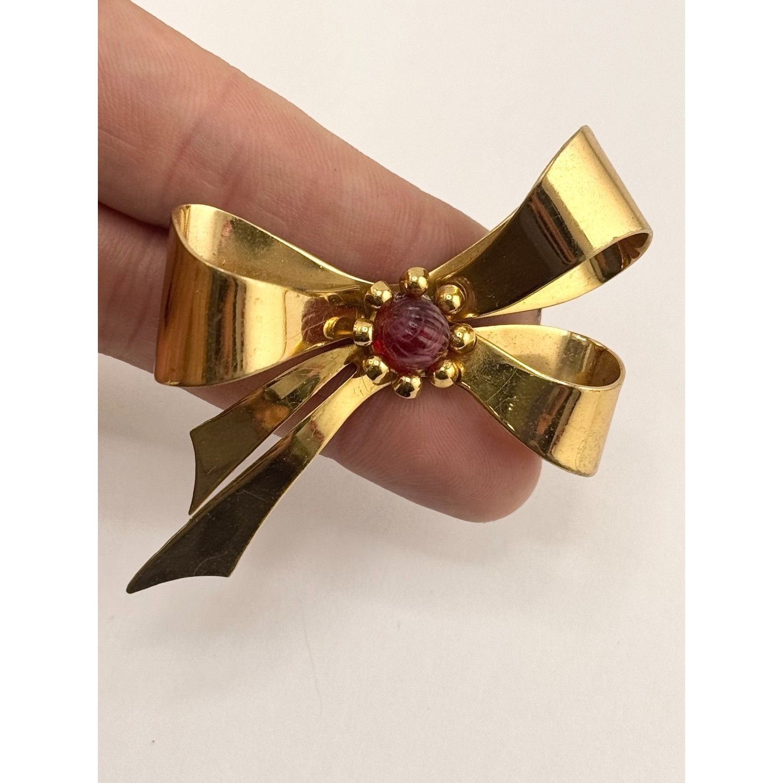 Vintage Stunning Vintage Coro Bow Brooch Gold Tone Rhinestones Sig Size ONE SIZE - 2 Thumbnail