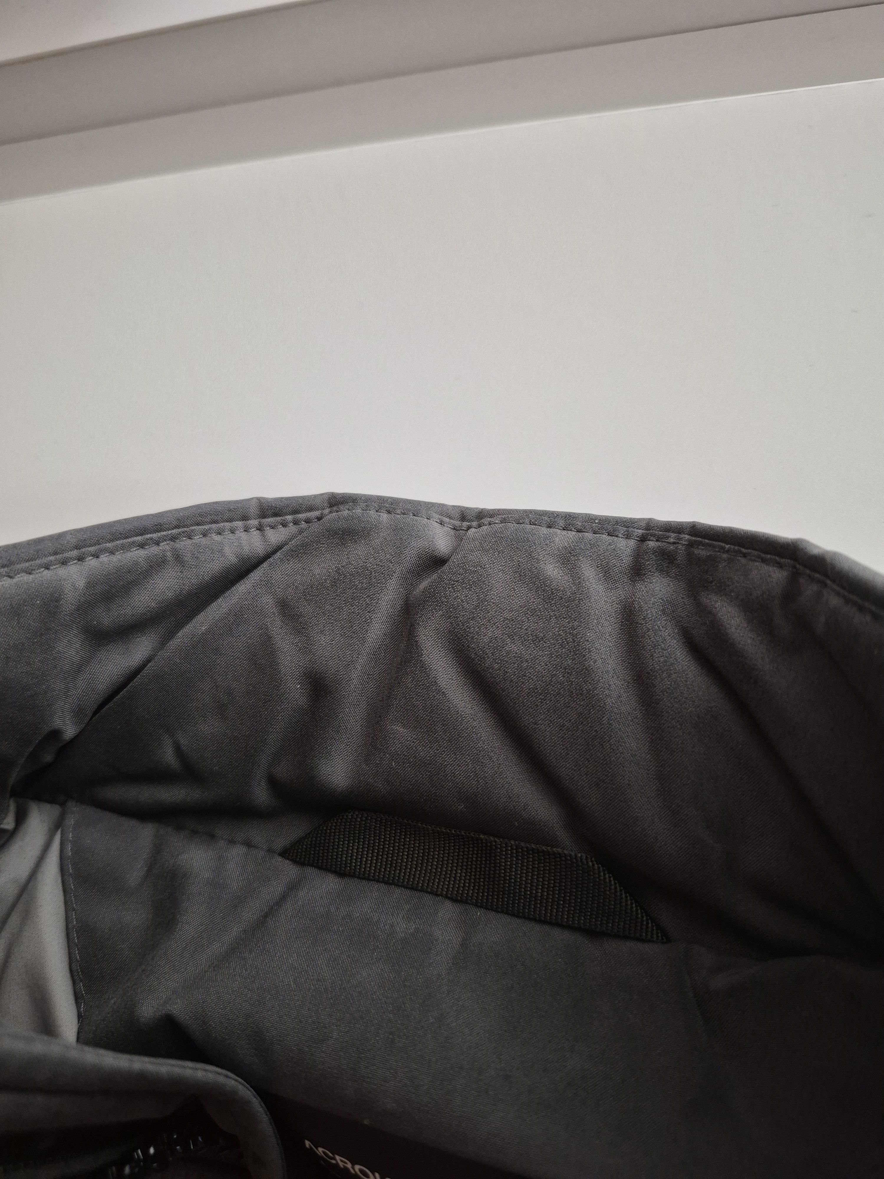Acronym J91-WS Modular Liner Jacket Size US XS / EU 42 / 0 - 5 Thumbnail