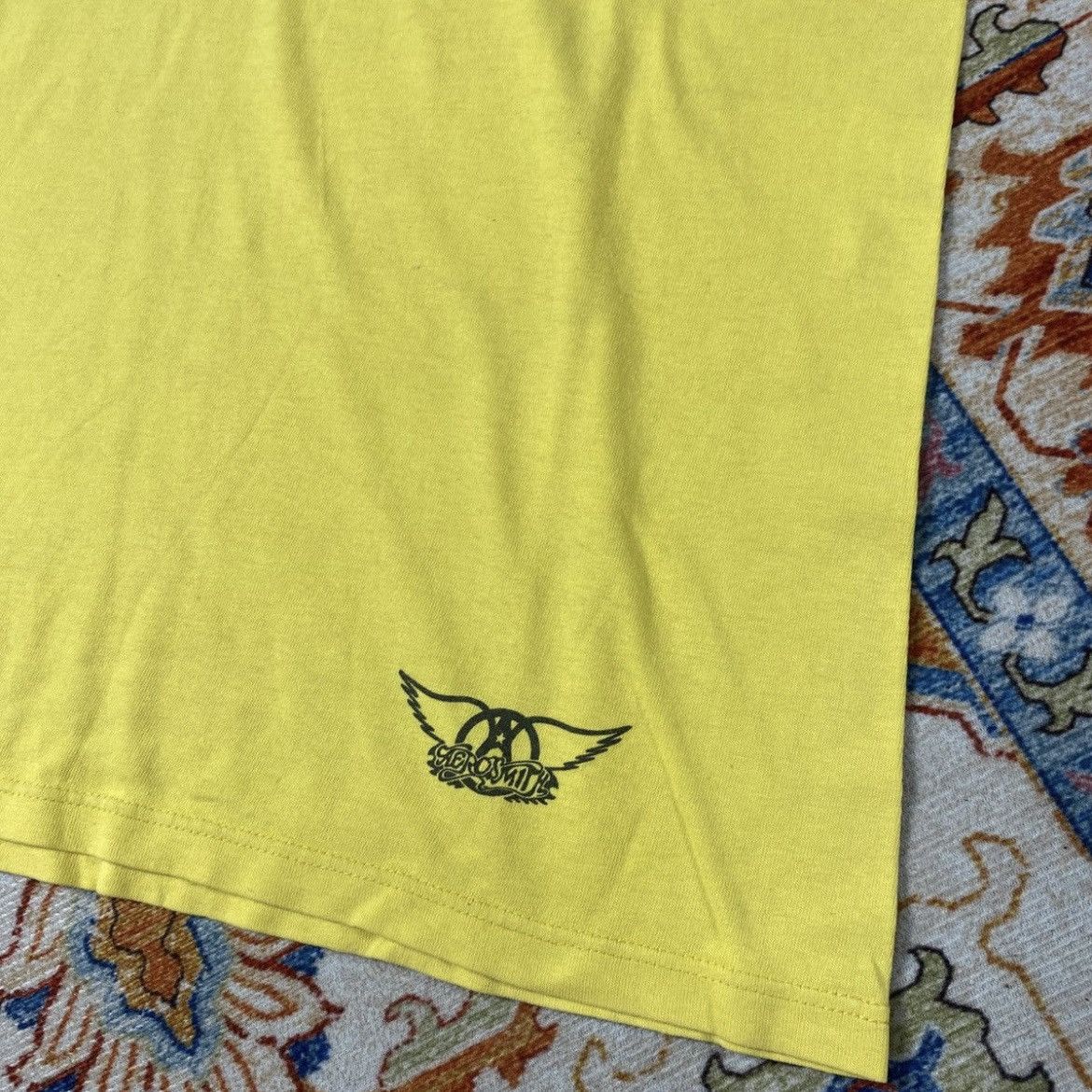 4GSELLER Vintage aero smith yellow tshirt band Size US M / EU 48-50 / 2 - 4 Thumbnail