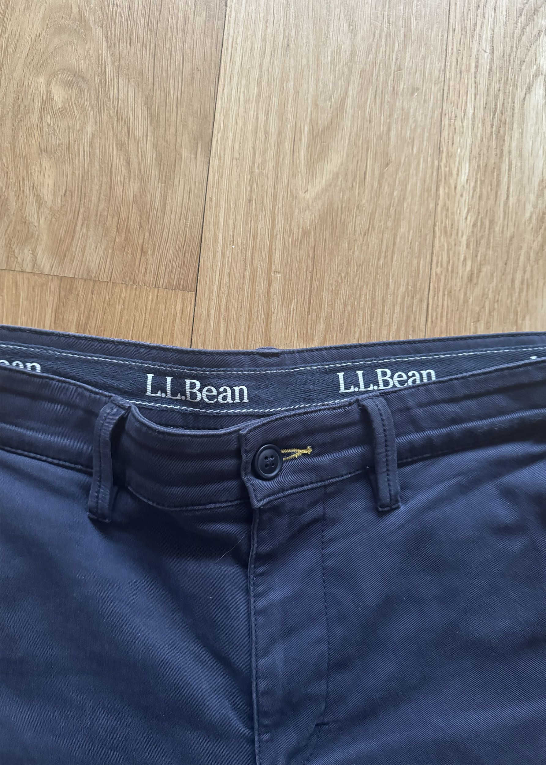 L.L. Bean L. L. Bean Comfort Stretch Navy Chino Pants Size US 34 / EU 50 - 4 Thumbnail