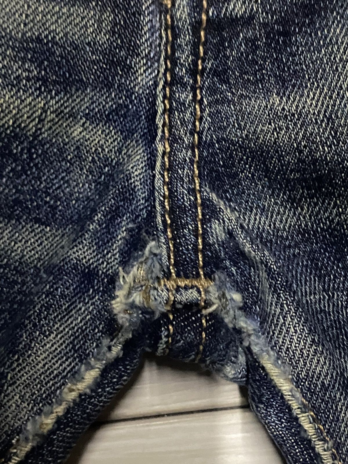 Levi's Vintage Levis 501 Y2K Mud Wash Distressed Slim Fit jeans Size US 32 / EU 48 - 11 Thumbnail