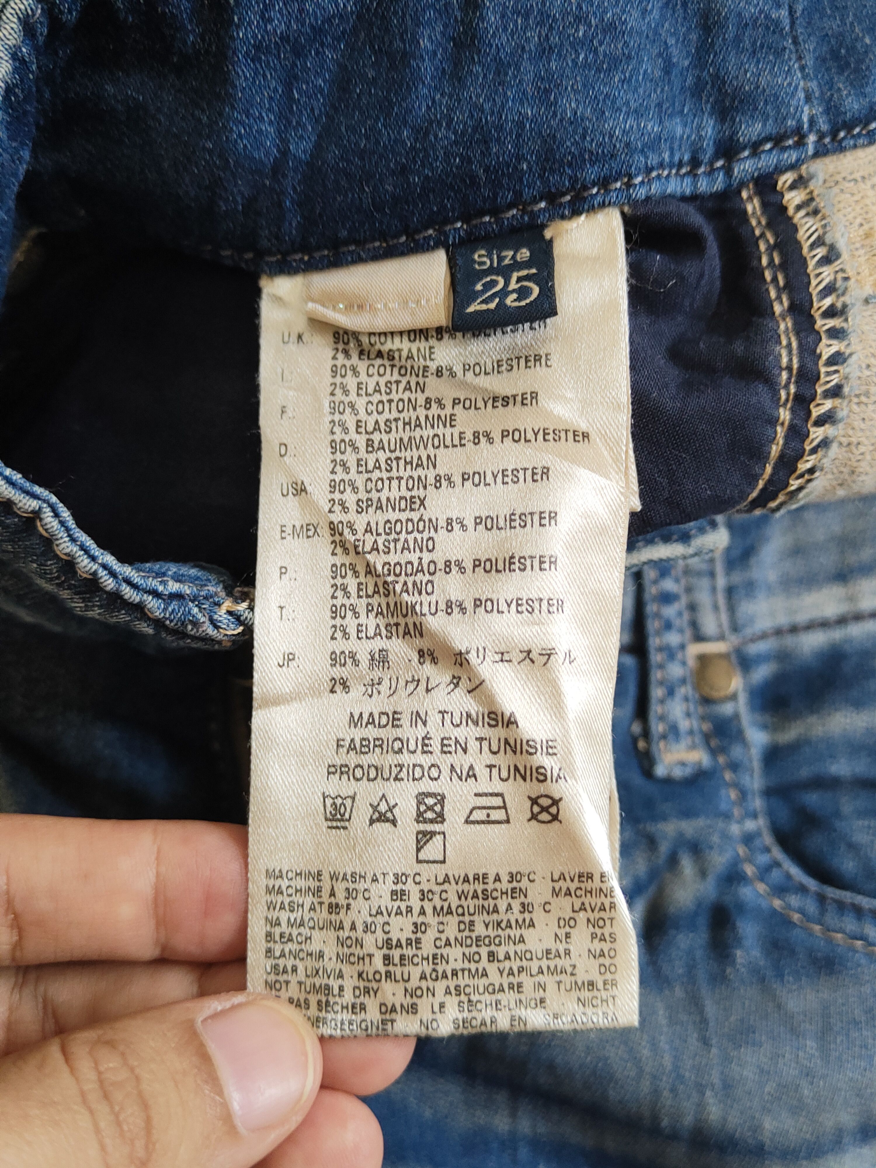 Diesel Diesel Dark Blue Faded Distressed Ripped Jeans #S2354 Size 26" / US 2 / IT 38 - 16 Thumbnail