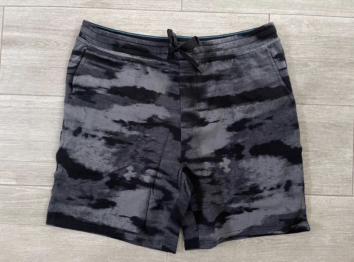 Stance Socks Stance Shelter Short with Butter Blend Charcoal Size L Large Size US 36 / EU 52 - 1 Thumbnail
