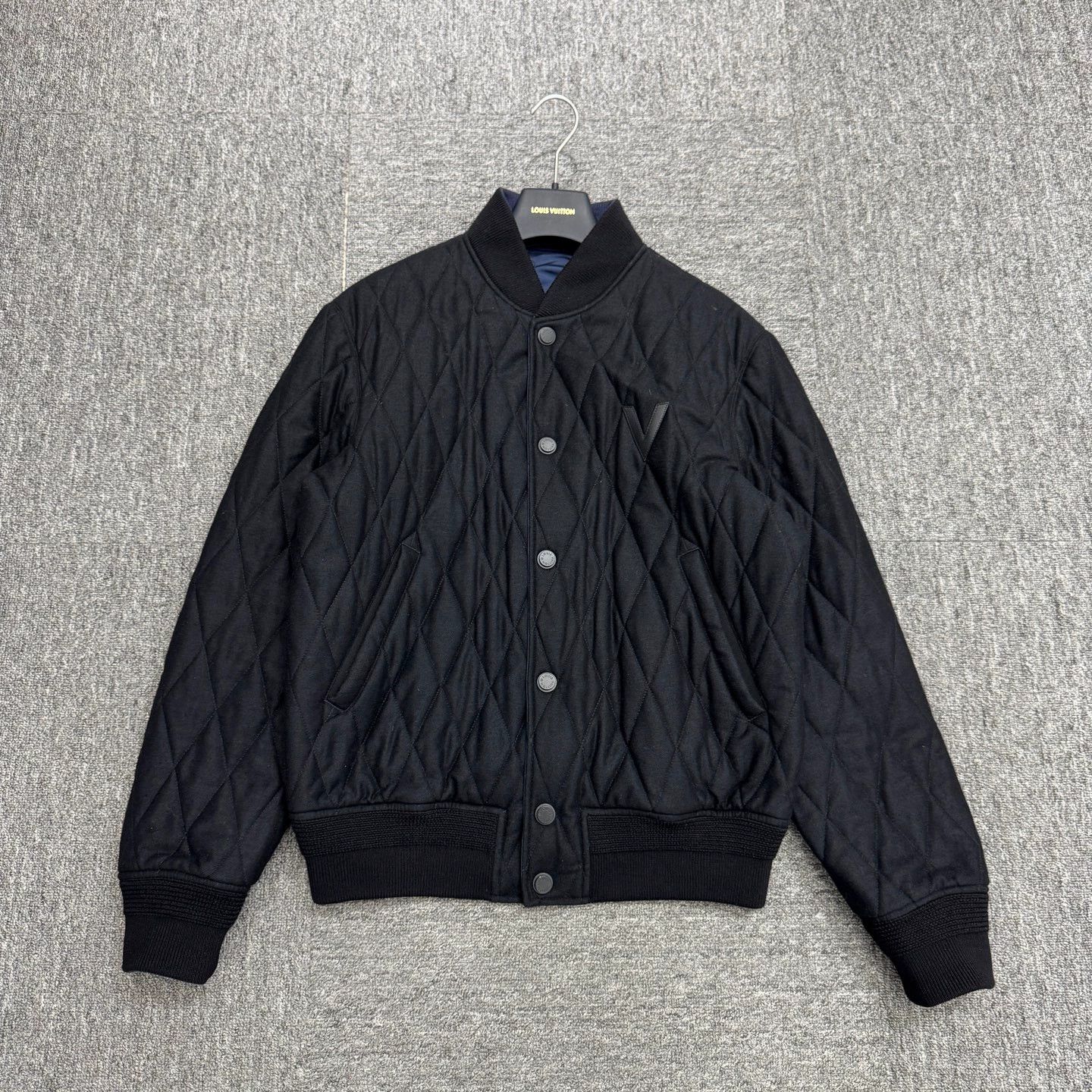 Louis Vuitton LV Diamond Quilted Double-Sided Cotton Jacket Size US M / EU 48-50 / 2 - 7 Thumbnail