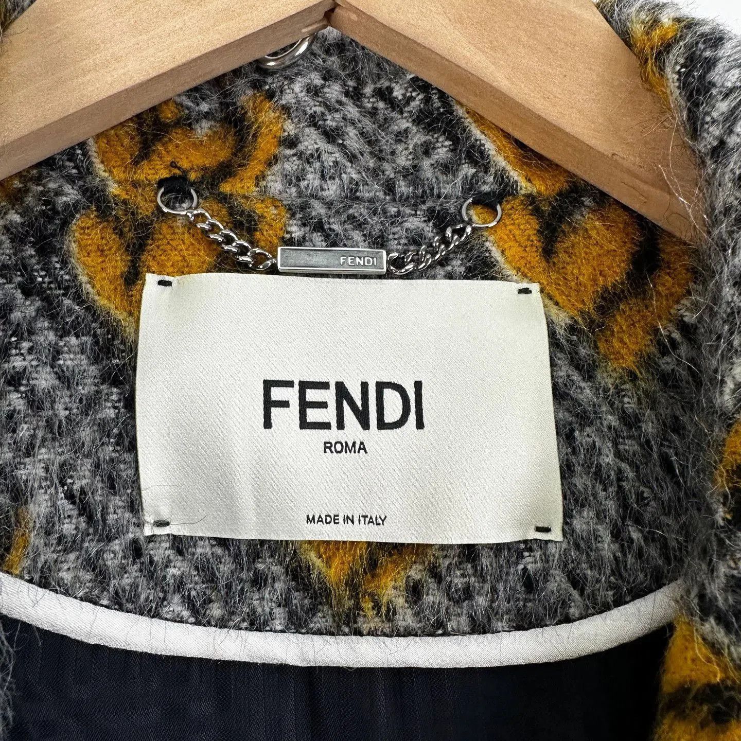 Fendi Fendi Heart Pattern Sleeveless Vest. Size M / US 6-8 / IT 42-44 - 4 Thumbnail