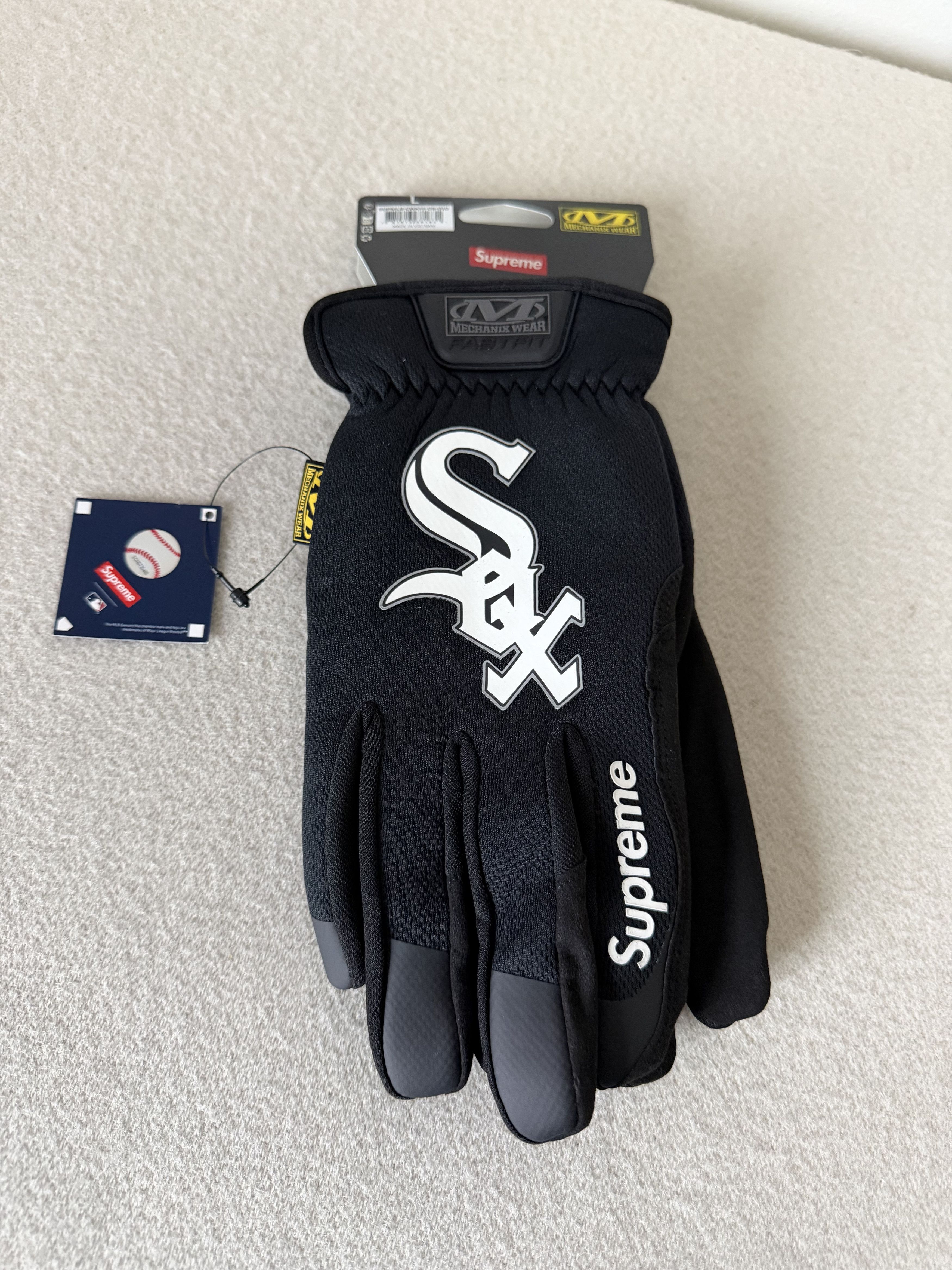 Supreme/Aphex Twin Machanix®︎ Work Gloves Supreme Aphex Twin Mechanix Work Gloves Multicolor - SS25 - US