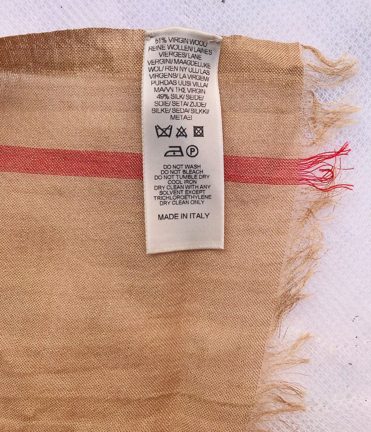 Burberry Burberry Light Nova Check Scarf Shawl Wrap Plaid Wool Silk Size ONE SIZE - 7 Thumbnail