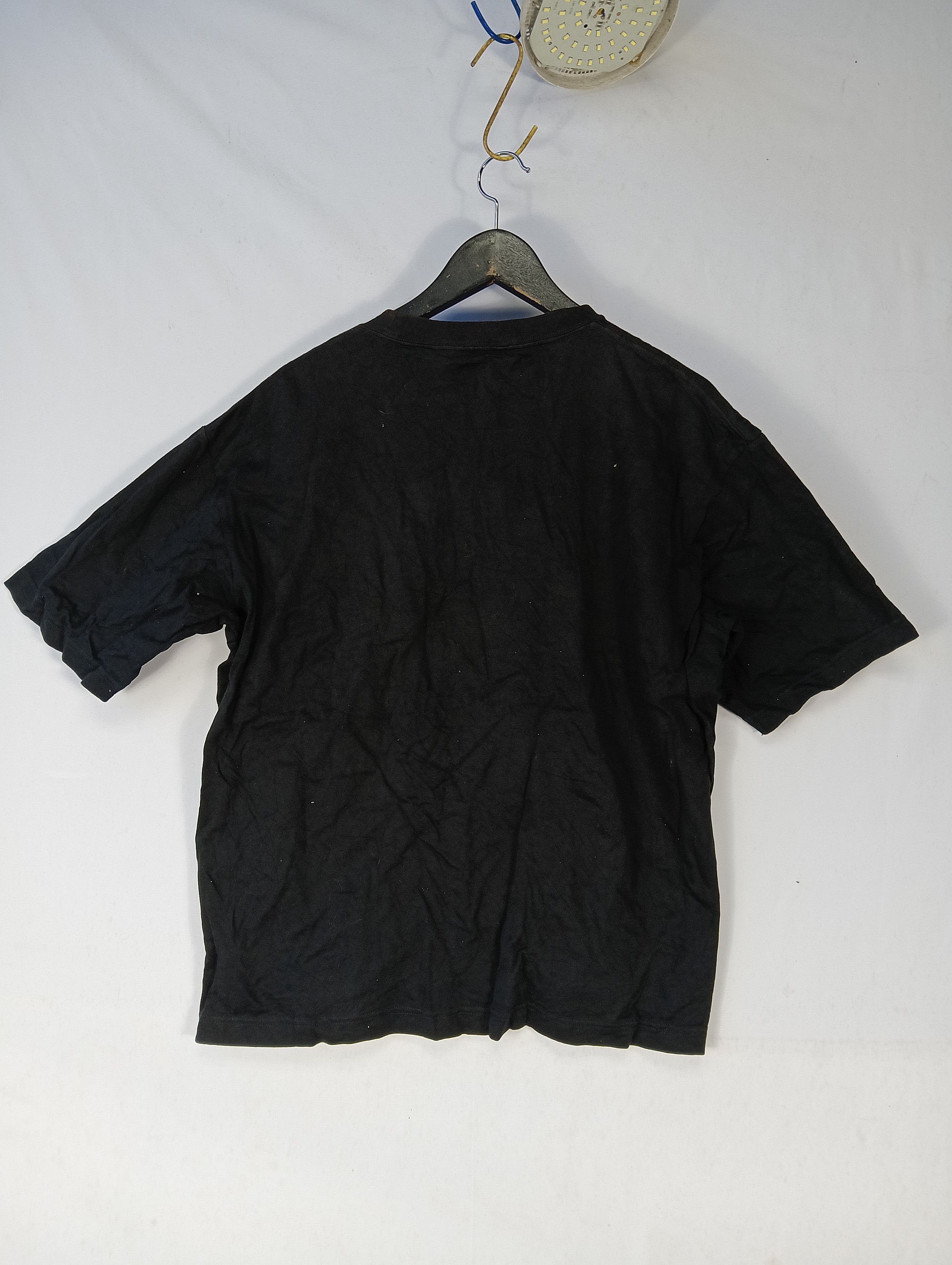 Uniqlo UNIQLO U JAPAN TEE POCKET Size US XL / EU 56 / 4 - 9 Thumbnail