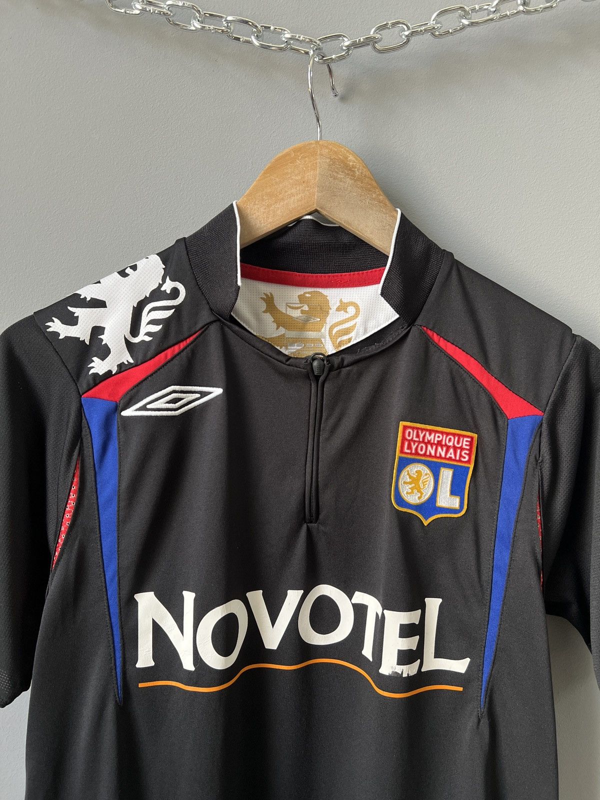 Umbro Fc Lyon football jersey 2000s streetwear Size US S / EU 44-46 / 1 - 2 Thumbnail