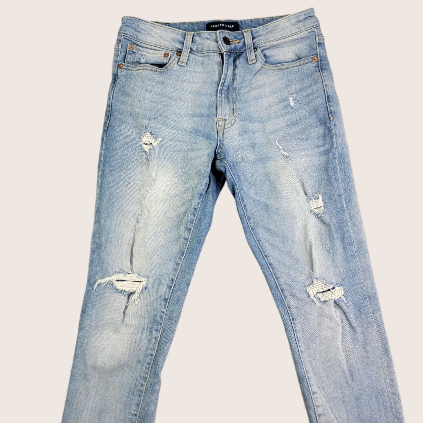 Vintage Aéropostale Jeans Women's 27 / 28 Blue Light Wash Athletic Skinny Distressed y2k Jeans Size 27" / US 4 / IT 40 - 1 Thumbnail