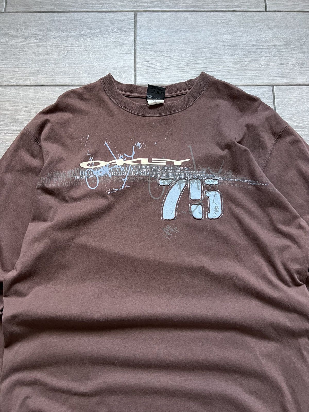 Oakley Oakley Long Sleeve Center Logo Embroider Chocolate Size US XL / EU 56 / 4 - 7 Thumbnail