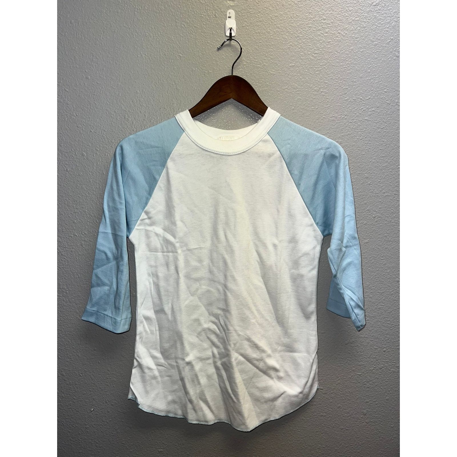 Vintage 80s Women's Lucky Star White Blue Raglan Shirt Top Women M Size M / US 6-8 / IT 42-44 - 1 Thumbnail