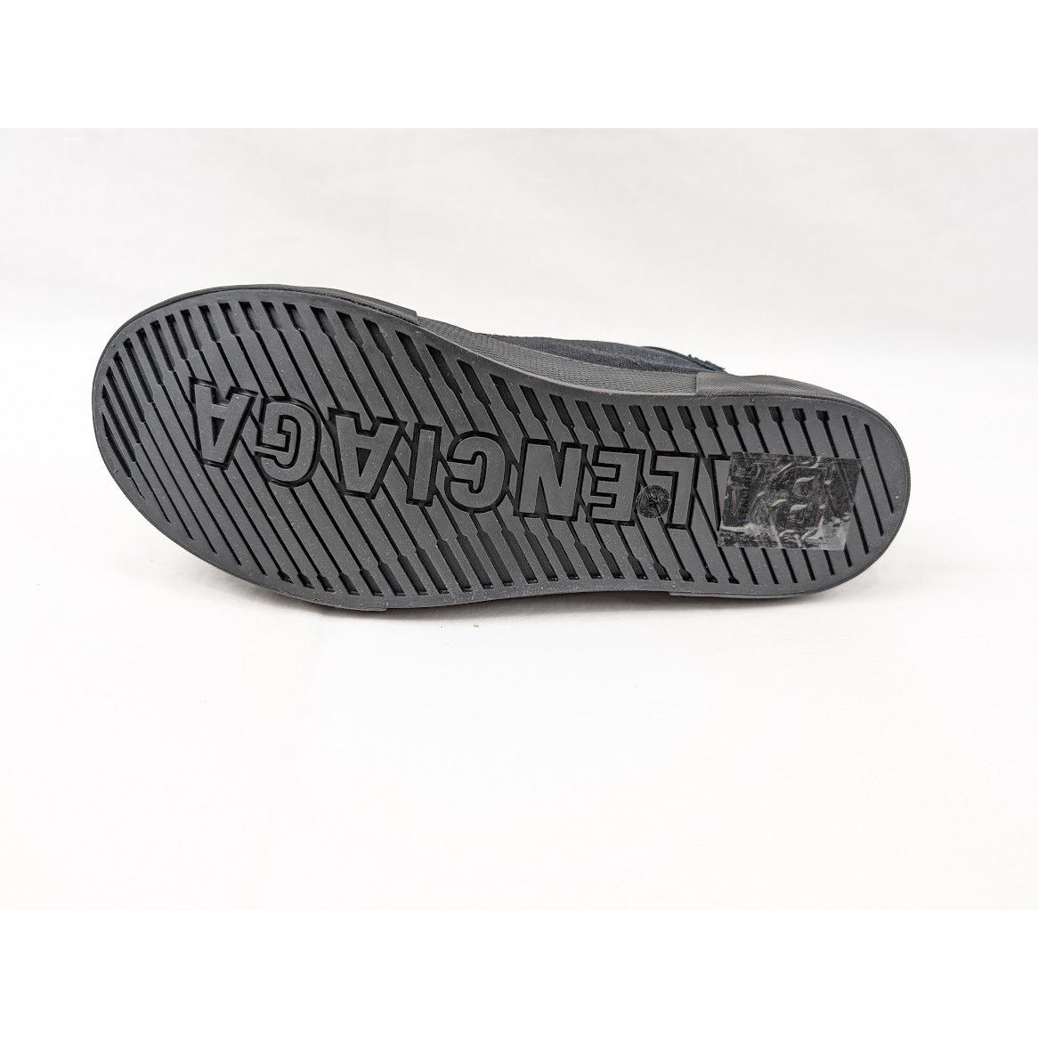 Balenciaga o1rshd1 Low MNC Destroy Paris Low Top Sneakers in Black Size US 9 / EU 42 - 10 Thumbnail