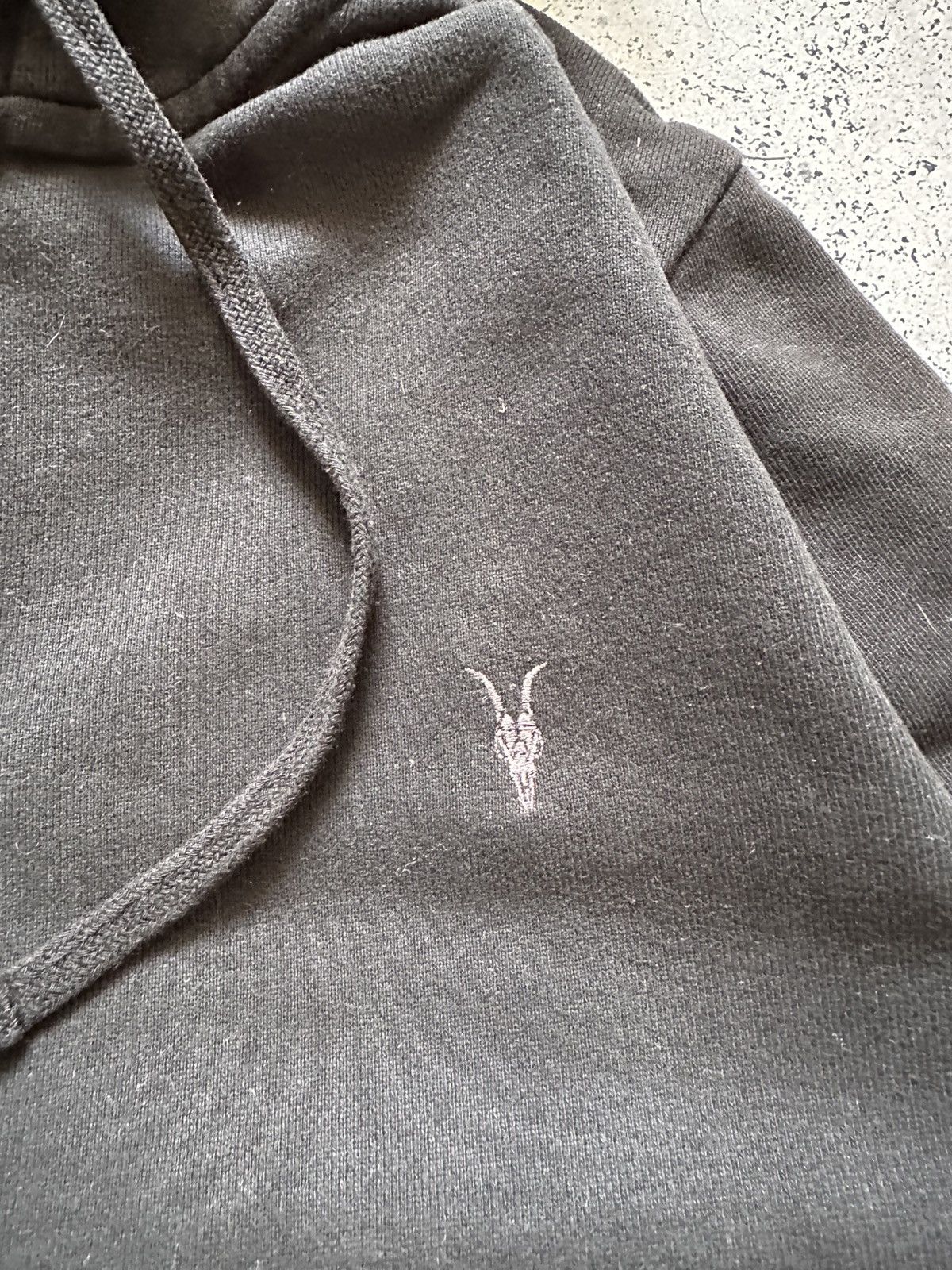 Allsaints Vintage Allsaints Zip Hoodie Black Mini Logo Y2K USA Size US S / EU 44-46 / 1 - 3 Thumbnail