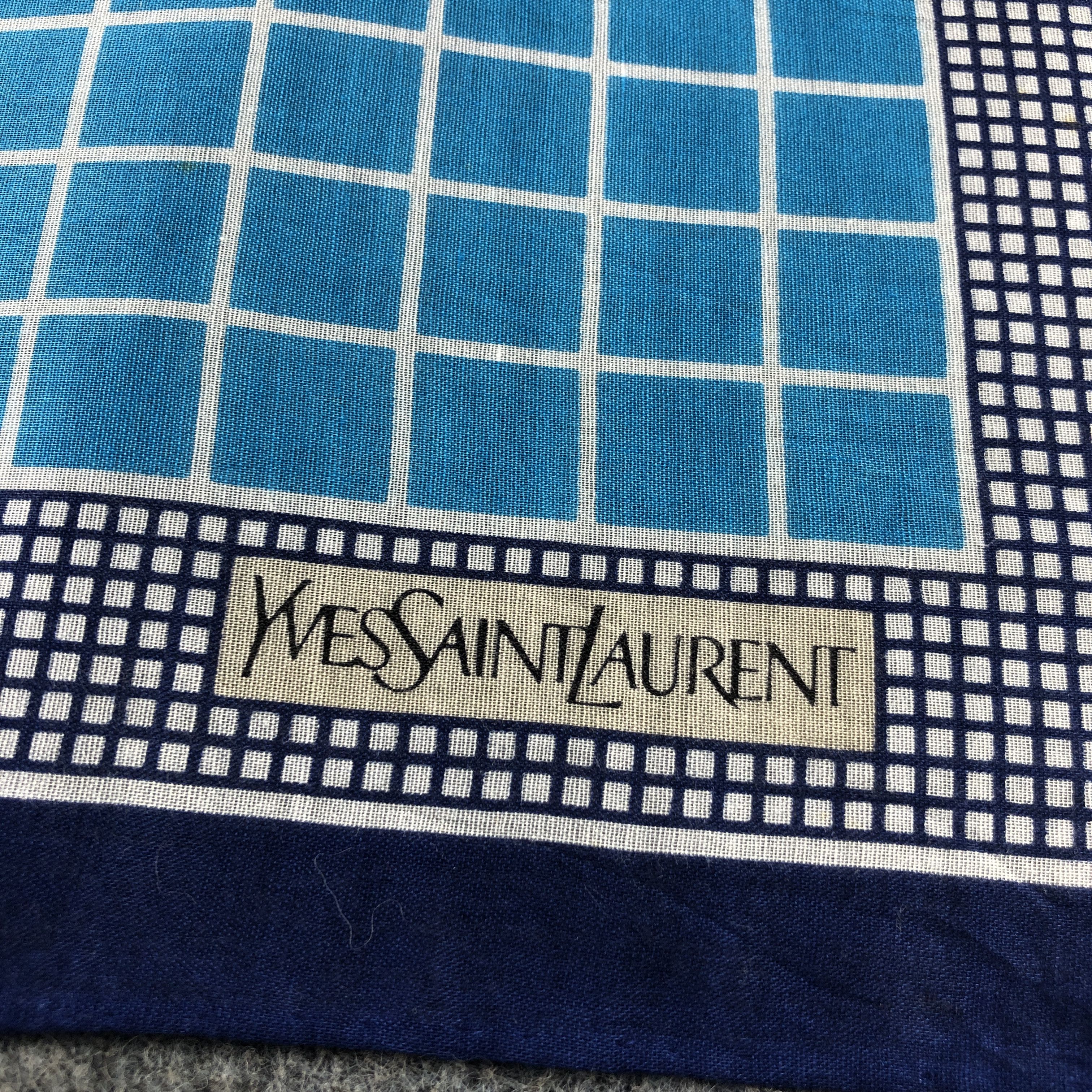 Yves Saint Laurent Yves Saint Laurent Handkerchief Neckerchief Bandana H2781 Size ONE SIZE - 4 Thumbnail