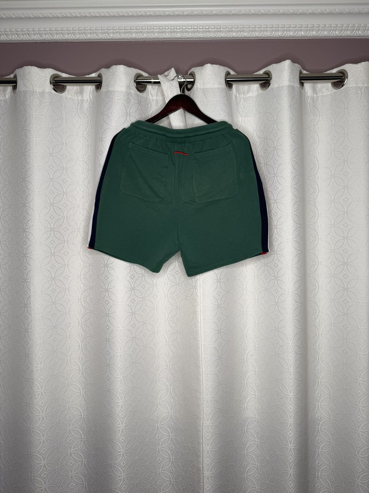 Other Hip & Bone Shorts Size US 34 / EU 50 - 2 Thumbnail