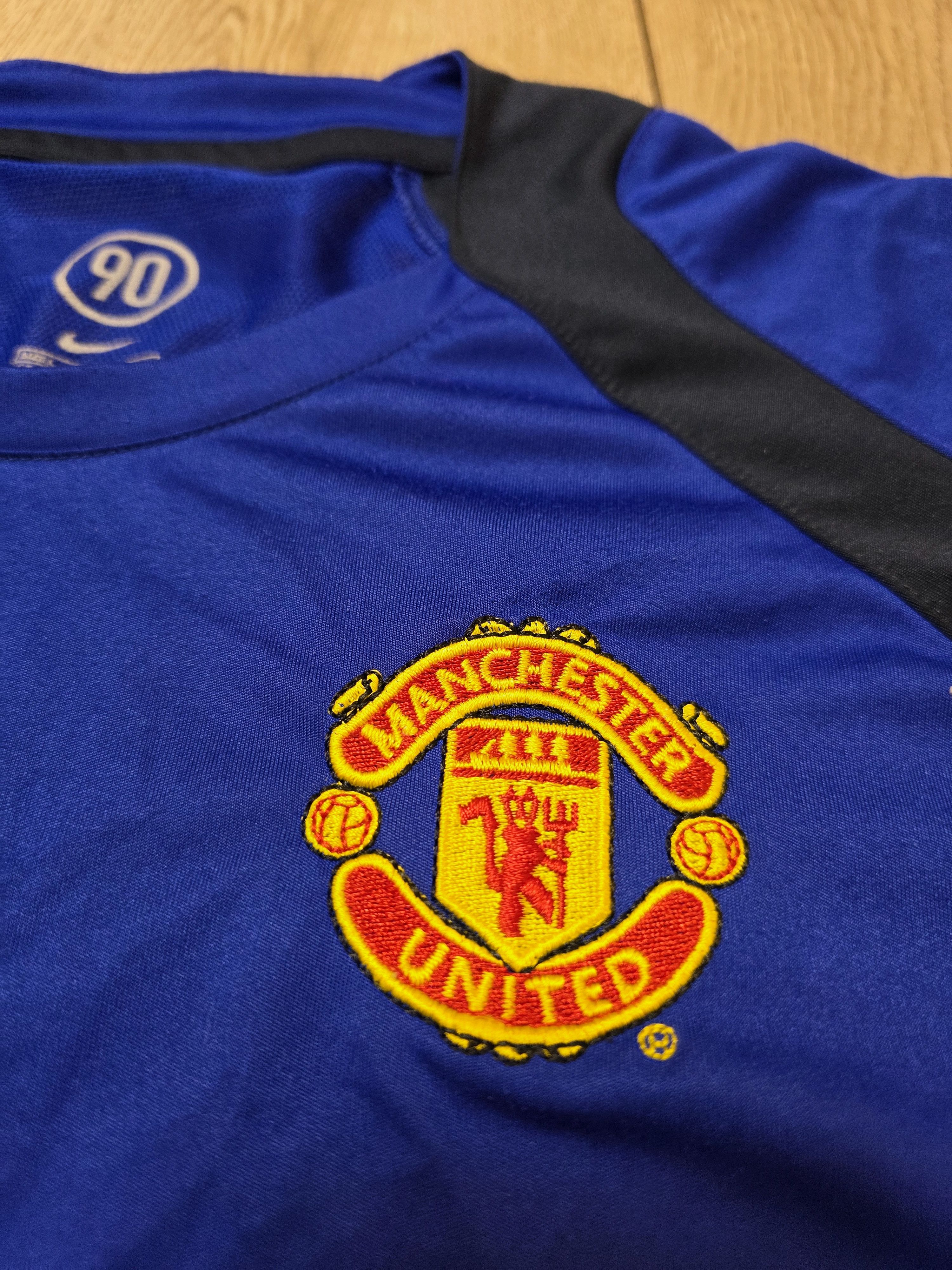 Nike MANCHESTER UNITED 2006 VINTAGE FOOTBALL SHIRT SOCCER JERSEY Size US L / EU 52-54 / 3 - 4 Thumbnail