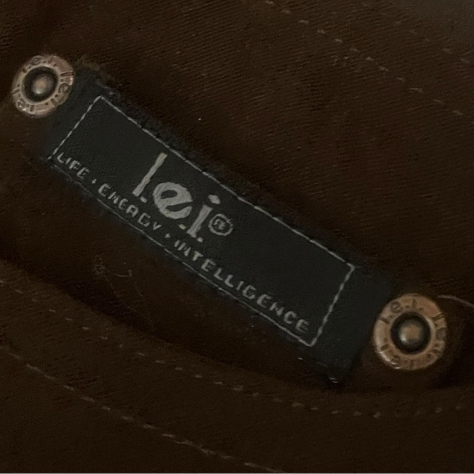 L.E.I. L.E.I. Retro Brown Low Rise Brushed Suede Flared Pants Size 27" / US 4 / IT 40 - 4 Thumbnail