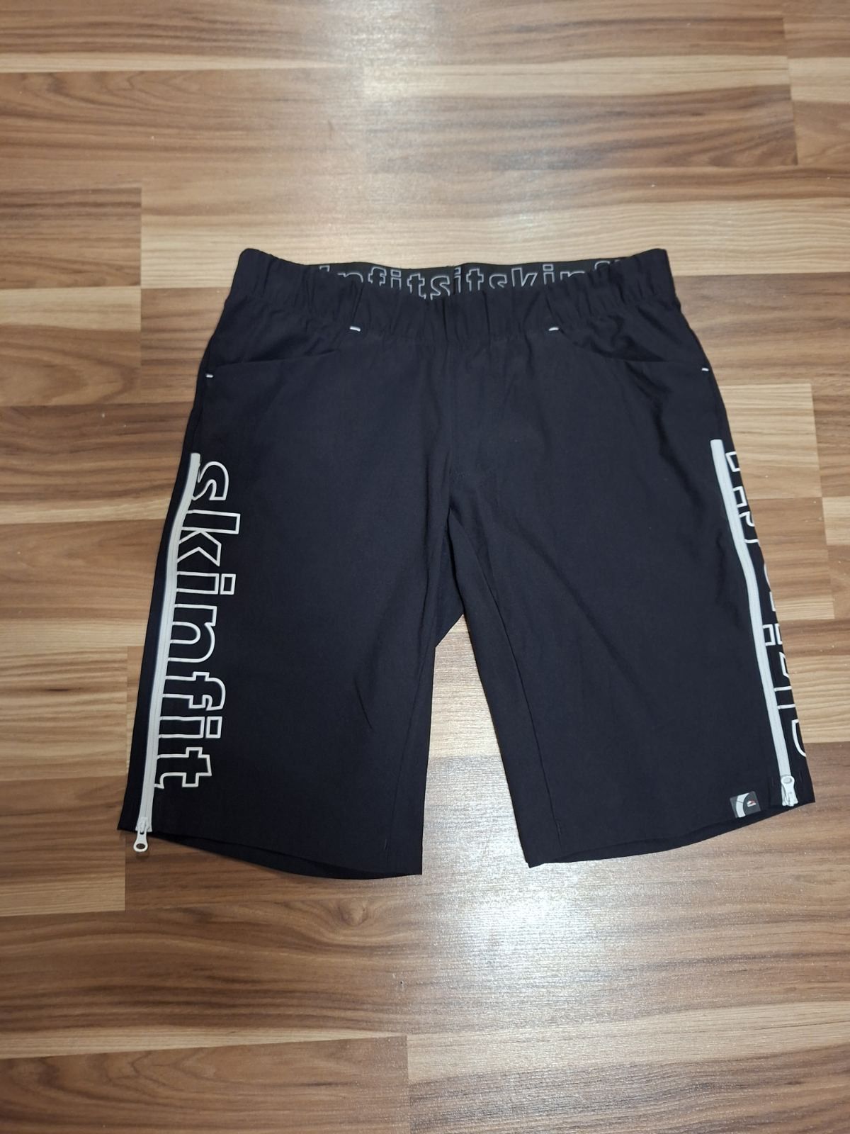 Other Skinfit Vento Kanisflush short Size US 36 / EU 52 - 1 Thumbnail