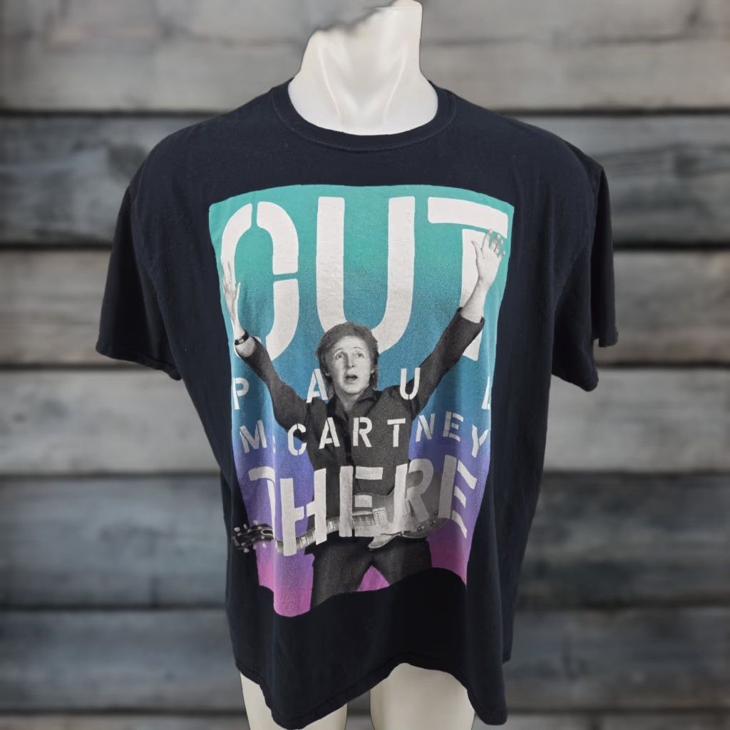 Vintage VINTAGE Paul McCartney Out There World Tour 2014 Atlanta Beatles Black T-Shirt Womens 2X Size XXL / US 16-18 / IT 52-54 - 1 Thumbnail