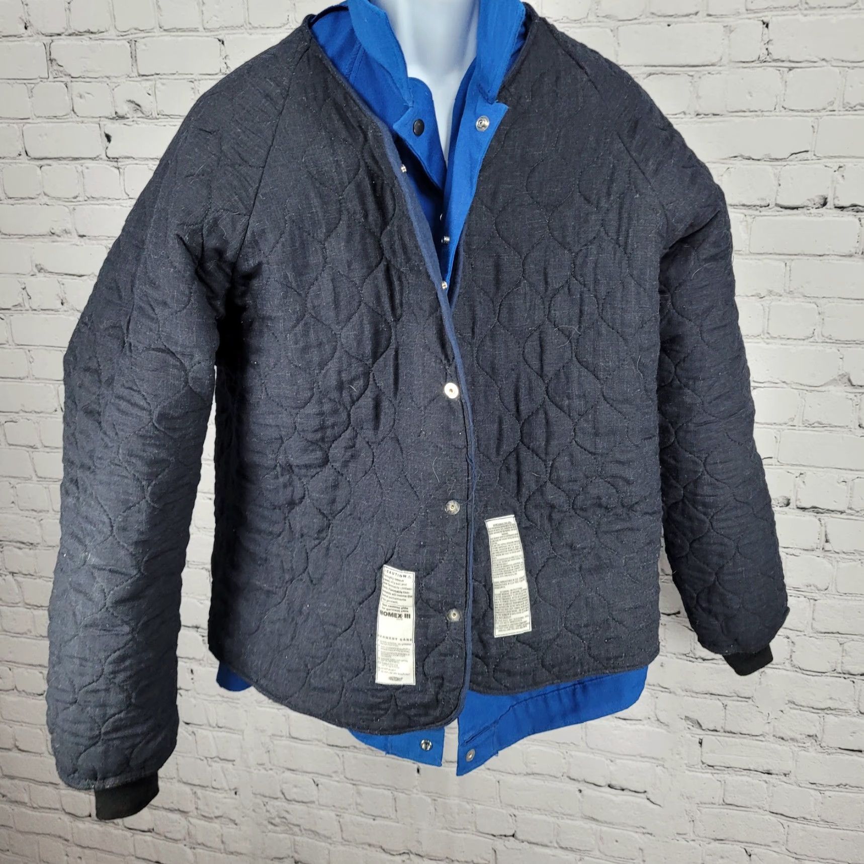 Layer 8 VINTAGE Workrite Blue Nomex III Flame Resistant 2 Layer Uniform Workwear Jacket USA 46 Size US S / EU 44-46 / 1 - 4 Thumbnail