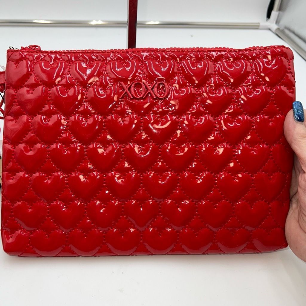 XOXO XOXO Faux Patent Leather Wristlet Duo Pouch and Heart In Can Size ONE SIZE - 4 Thumbnail