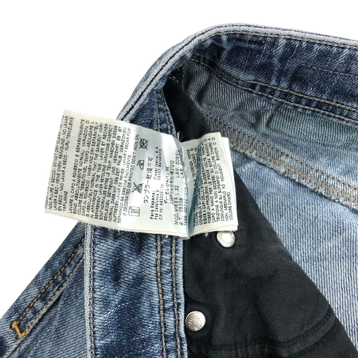 Diesel × If Six Was Nine × Le Grande Bleu (L.G.B.) Vintage Diesel Industry Distressed Denim Y2K Jeans Size US 32 / EU 48 - 11 Thumbnail
