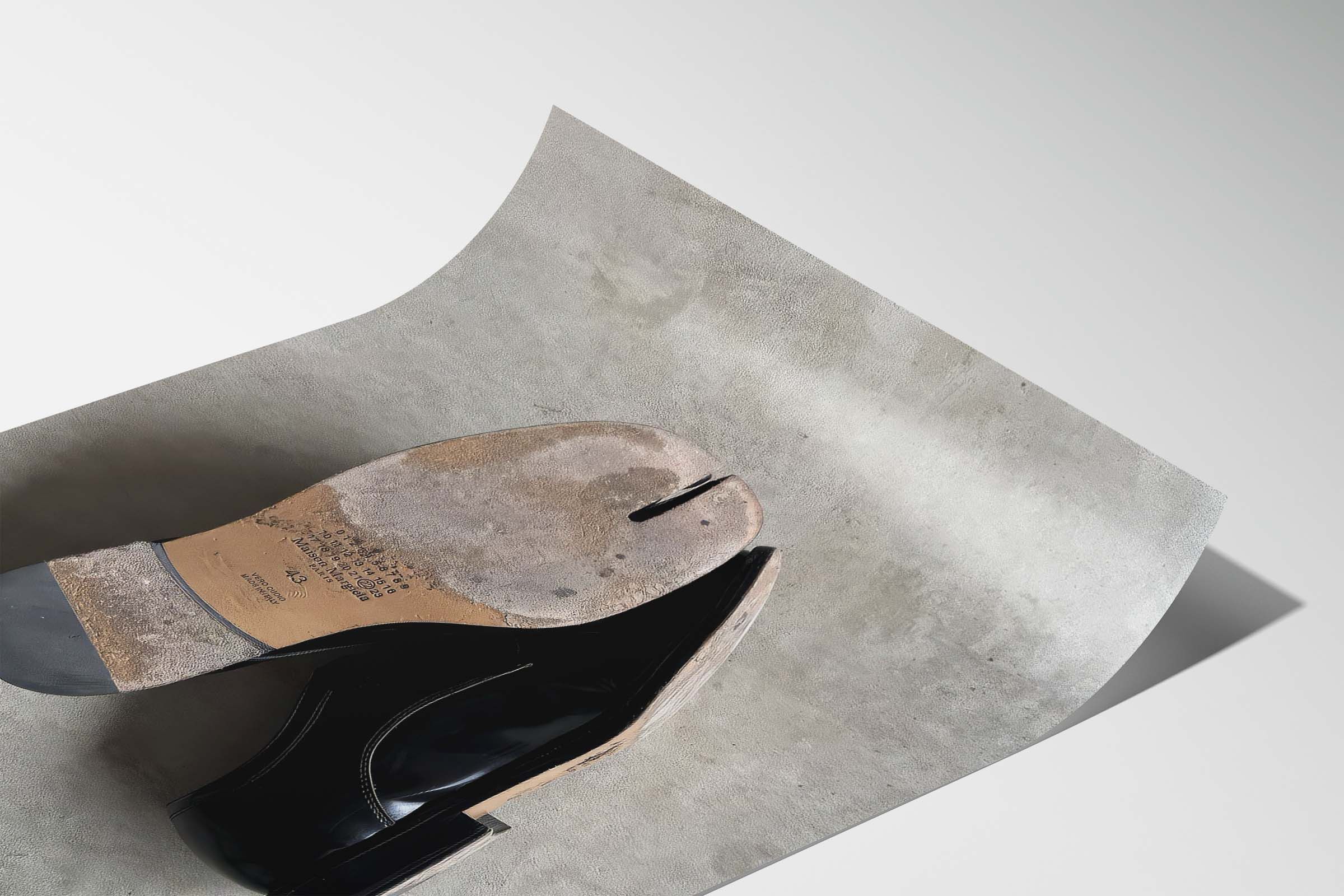 Maison Margiela Maison Margiela Tabi Shoes Poster Gift Vintage Book Size ONE SIZE - 4 Thumbnail