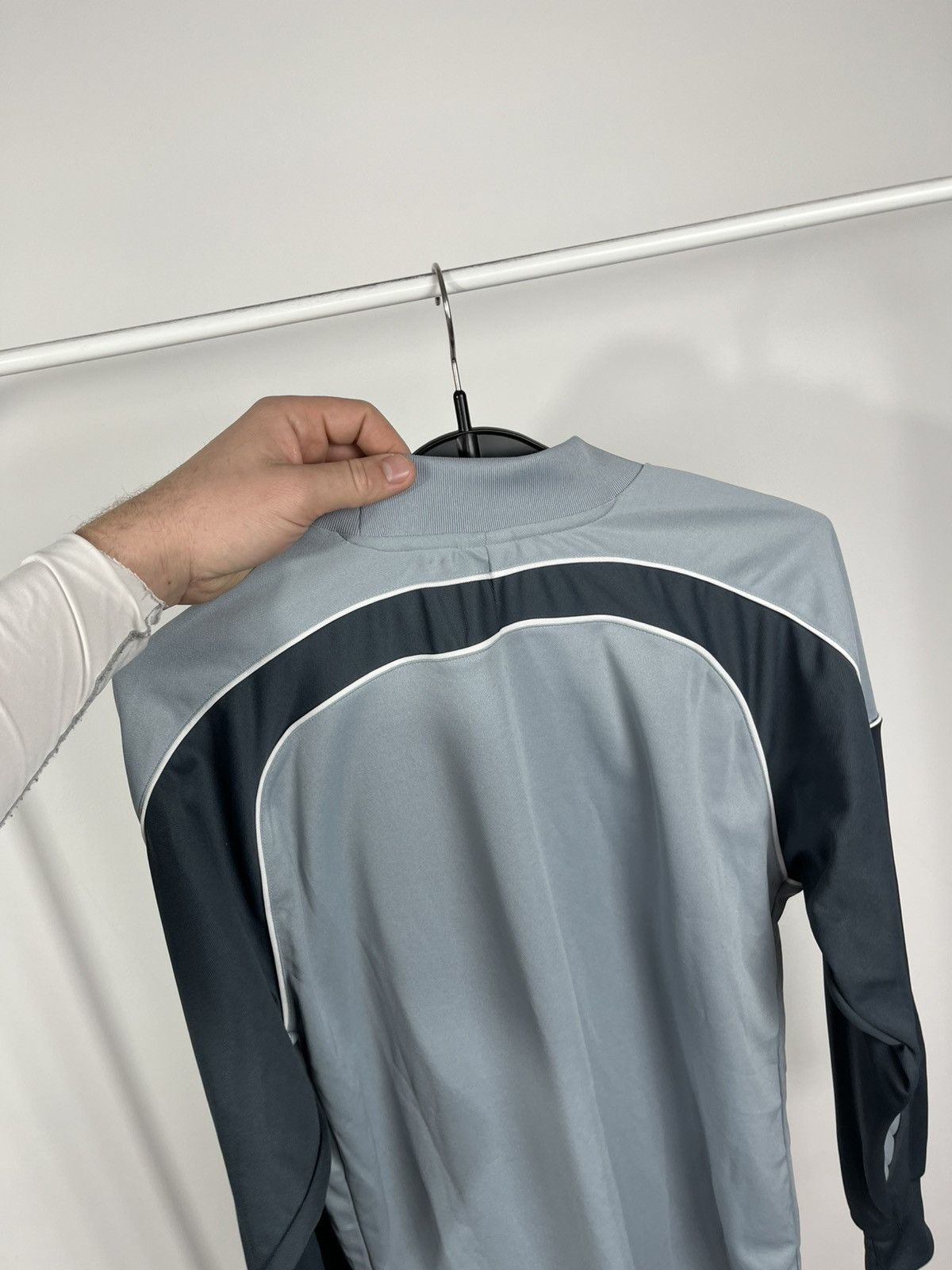Adidas Vintage Adidas Goalkeeper Jersey Long Sleeve Padded Size S Size US S / EU 44-46 / 1 - 14 Thumbnail