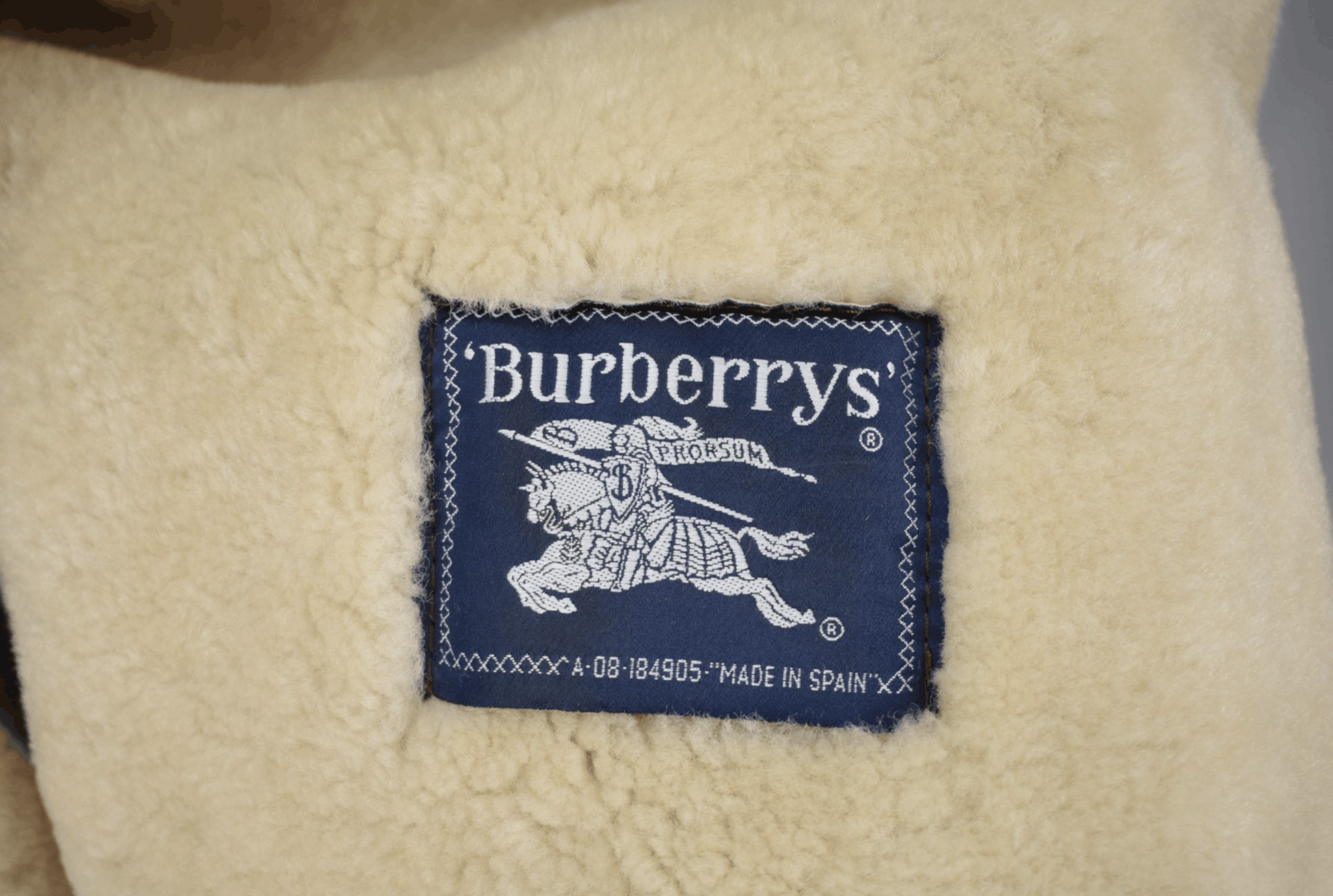 Burberry Burberry's Soft Spanish Lambskin Shearling - Pelliccia Size US XL / EU 56 / 4 - 8 Thumbnail