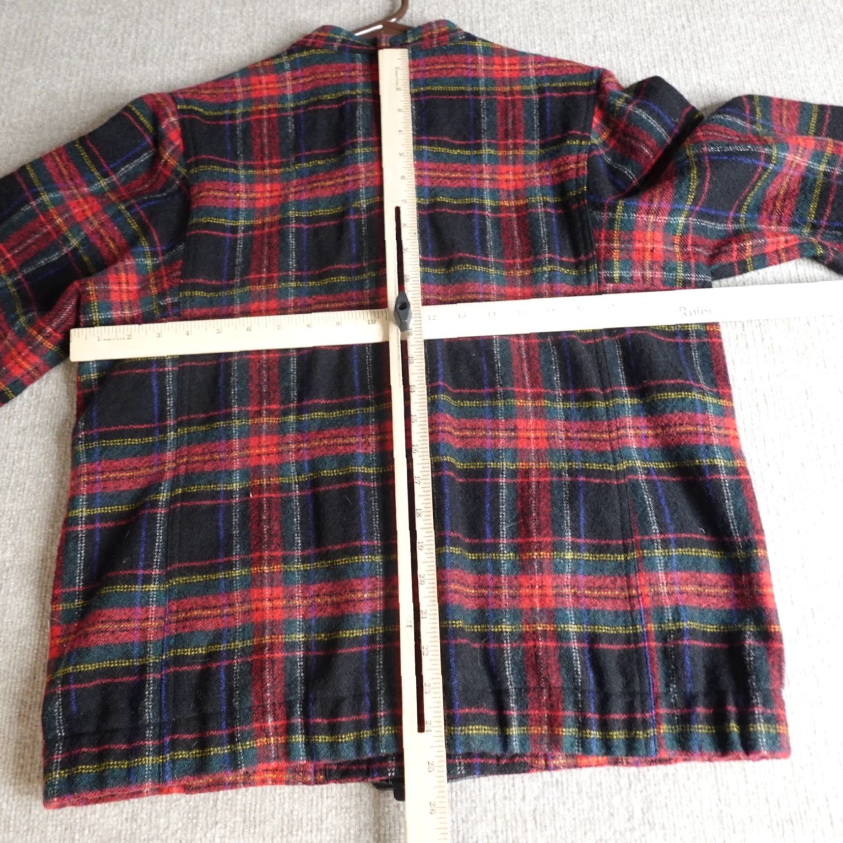 Vintage L.L. Bean Jacket Womens 14 Black Red Plaid Wool Merrimac Stewart Virgin Wool 100% Wool Long Sleeve Button Closure Mid-Length Womens Hanbook Size XL / US 12-14 / IT 48-50 - 6 Thumbnail