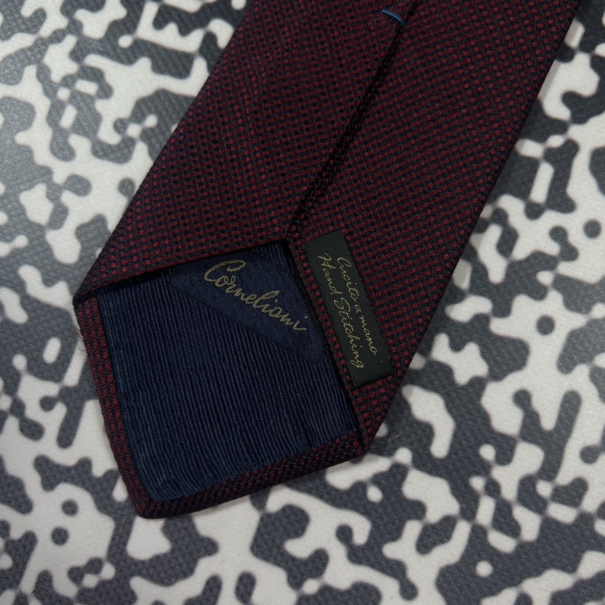Corneliani Vintage Y2K Corneliani Silk Luxury Casual Tie 90s Style Size ONE SIZE - 6 Thumbnail