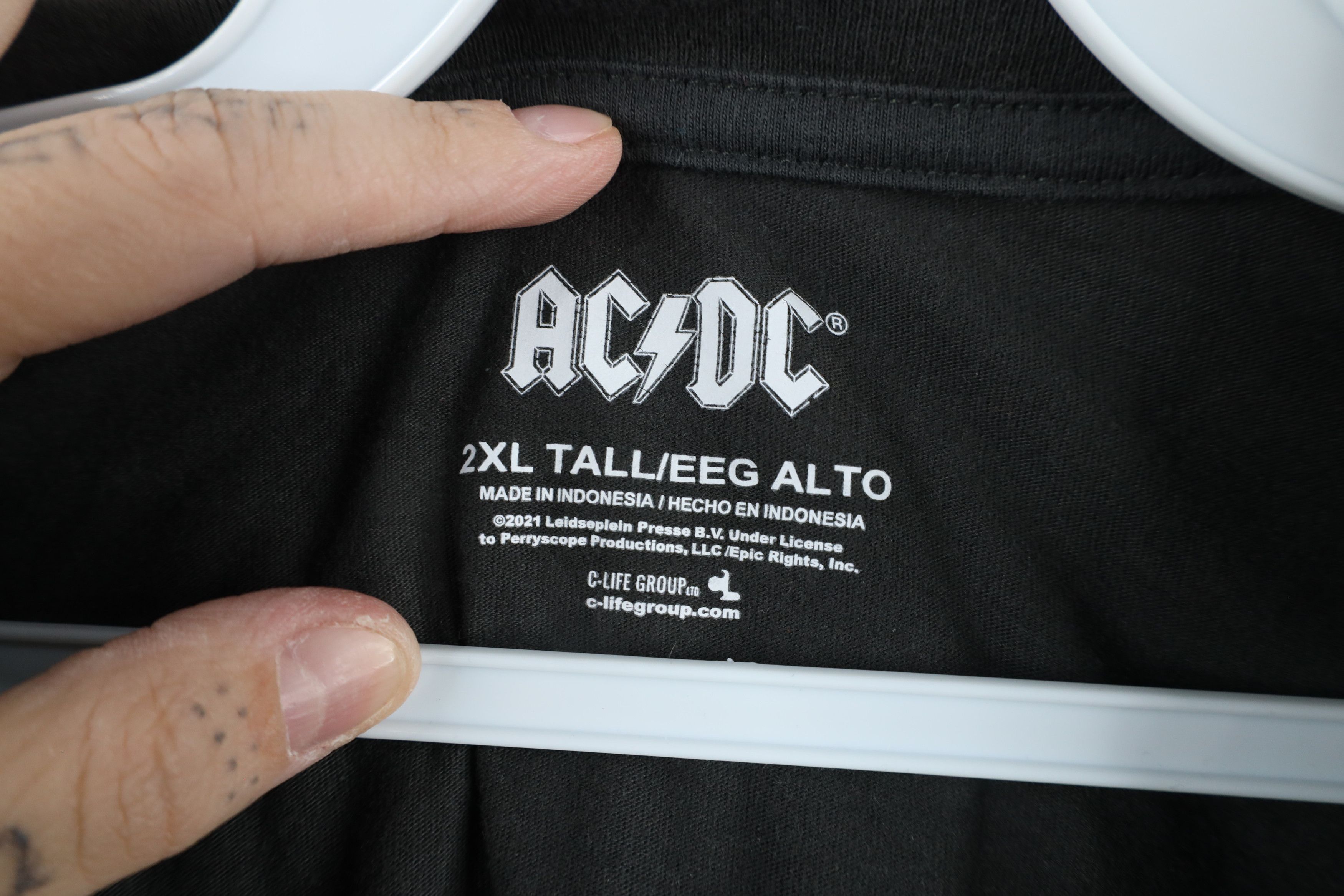 Vintage Retro Be Rock Tour 1977 ACDC Band Long Sleeve T-Shirt Gray Size US XXL / EU 58 / 5 - 6 Thumbnail
