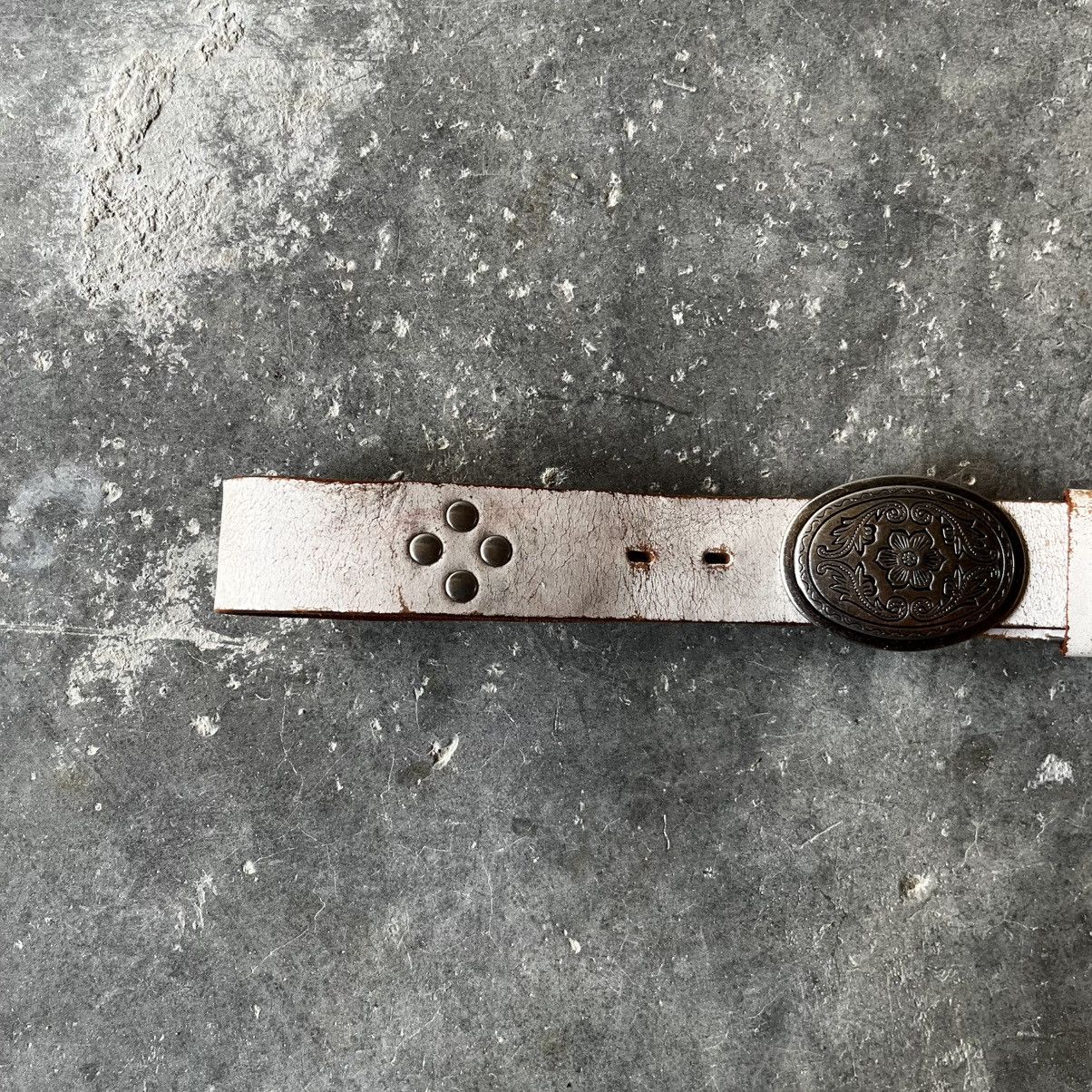 Levi's Vintage Clothing VINTAGE LEVI’S STUDDED LEATHER BELT Size 32 - 3 Thumbnail