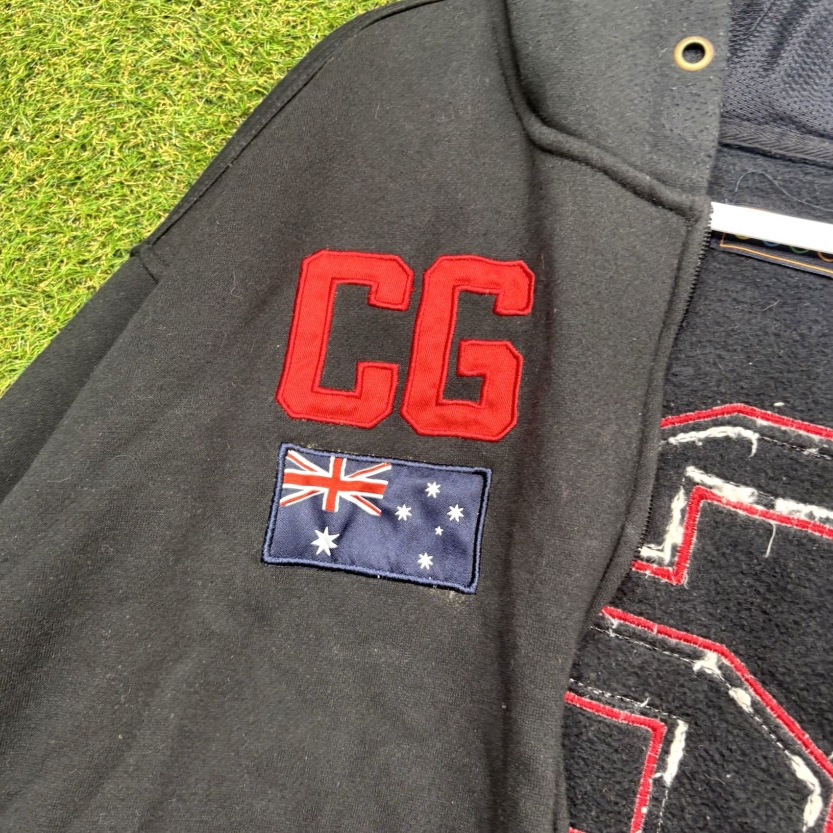 Coogi COOGI Hoodie Mens 4XL Australia Kangaroo Black Y2K 2000s 90s Skater Full Zip Hooded Pockets Crew Neck Zip Size US XXL / EU 58 / 5 - 4 Thumbnail