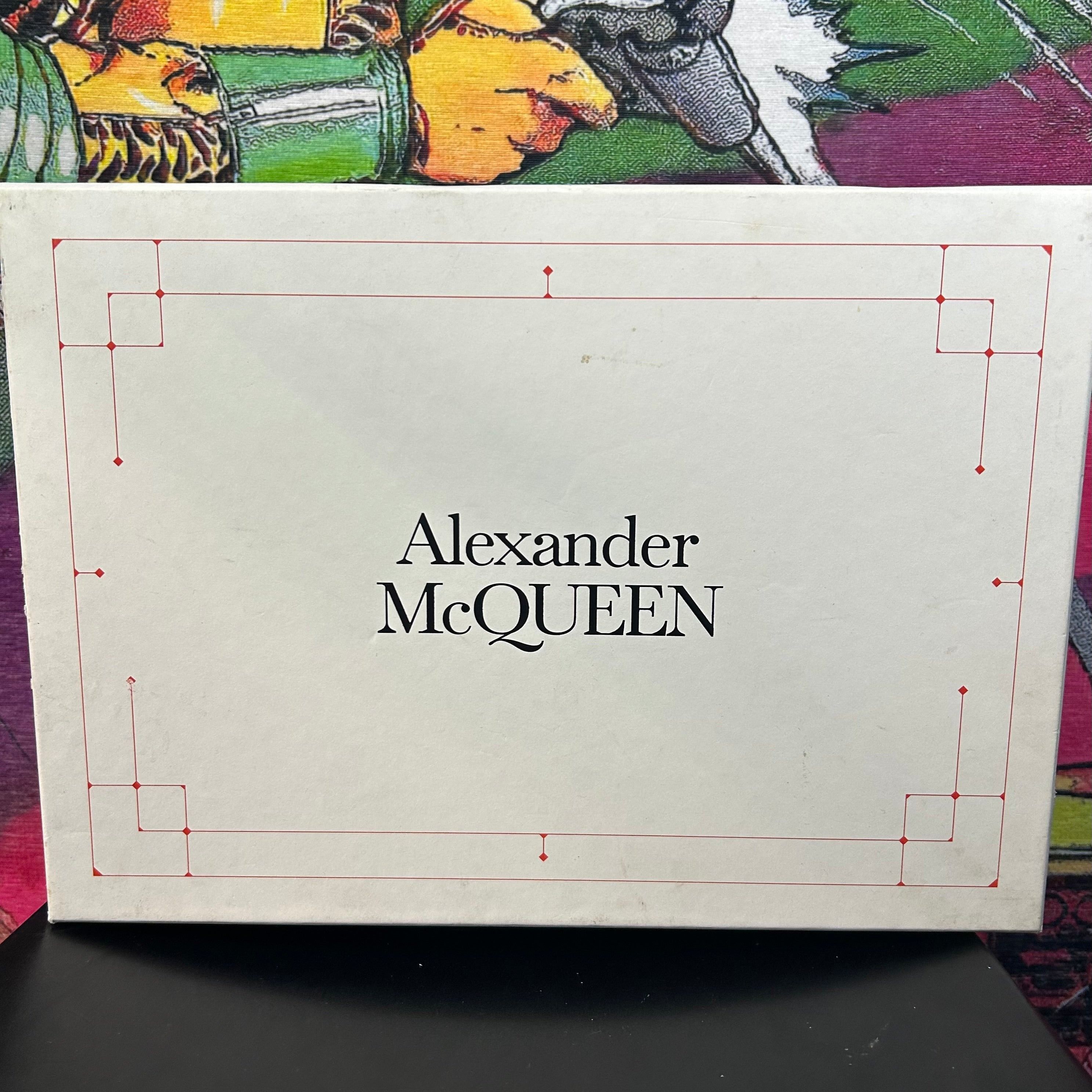 Alexander McQueen Alexander McQueen Calfskin Gold Toe Derby Black Size 41 / 8 Size US 8 / EU 41 - 9 Thumbnail