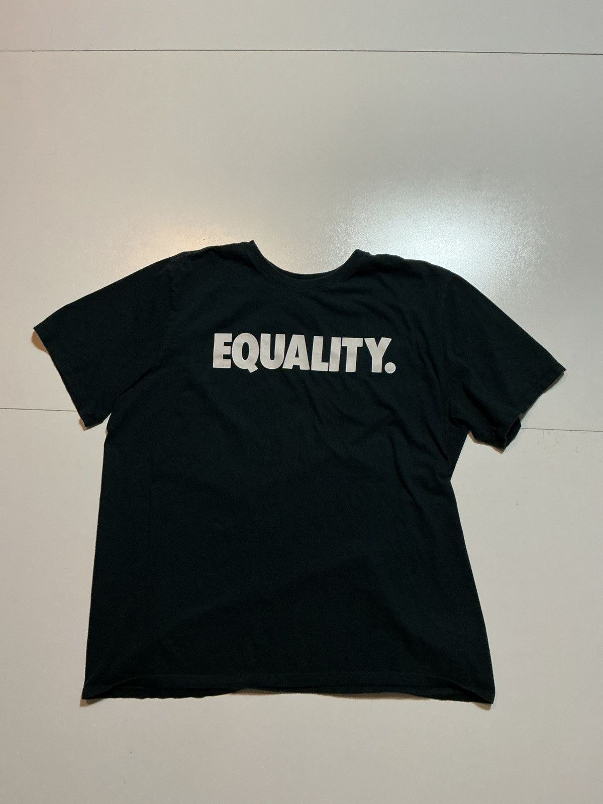 Nike Nike Athletic Cut Equality Graphic Black Crewneck T-Shirt Size US XL / EU 56 / 4 - 1 Thumbnail